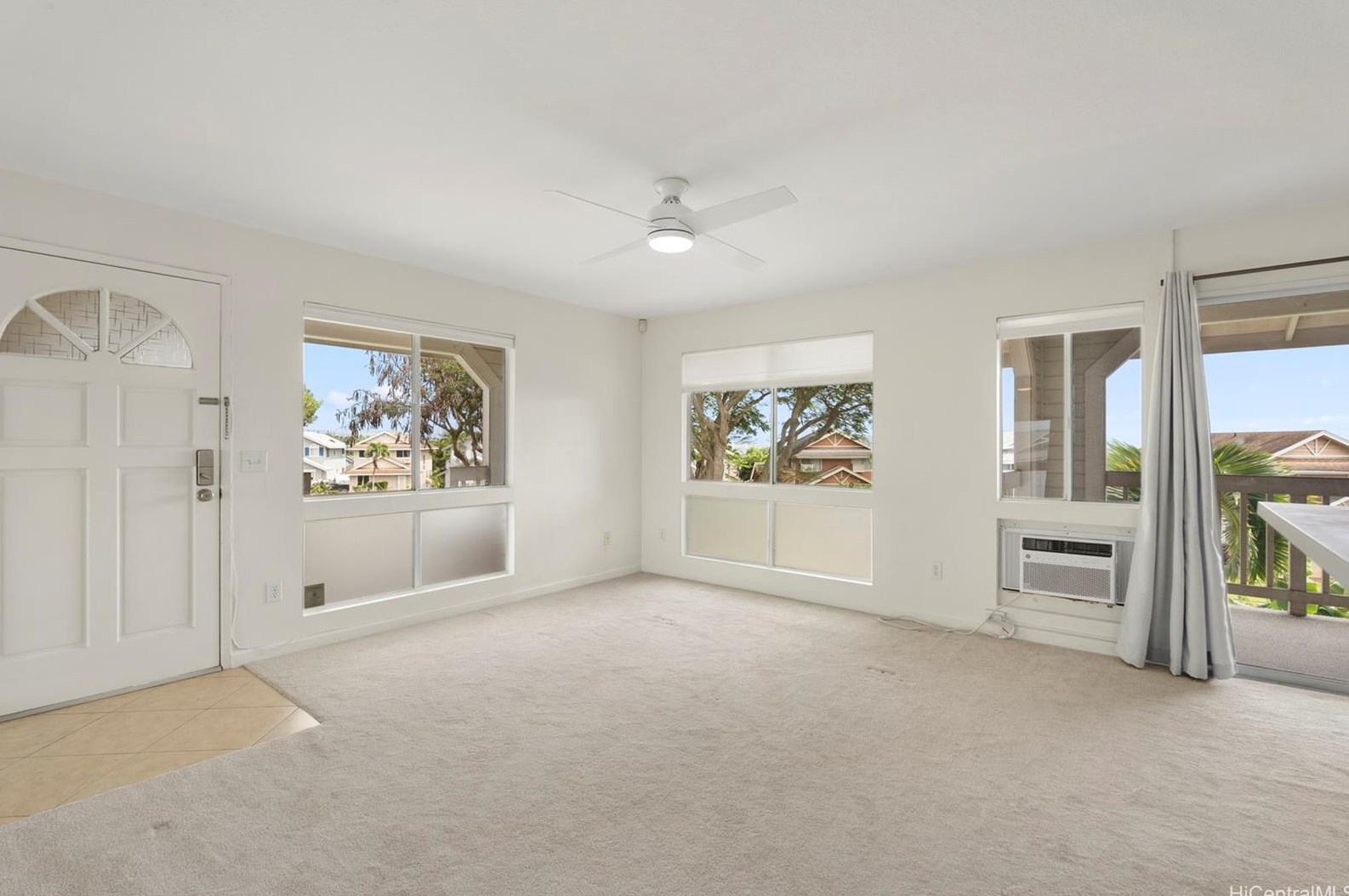 94-602 Lumiaina St #v204, Waipahu, HI 96797