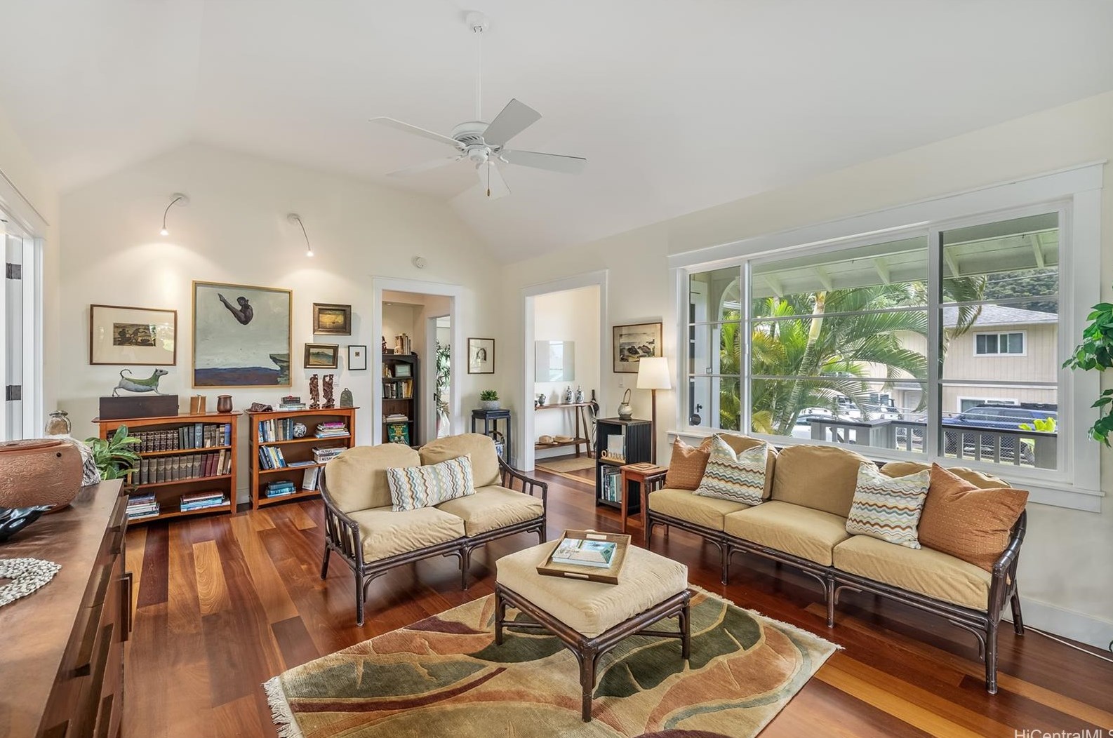 2854 Park St, Honolulu HI 96817-1157 exterior