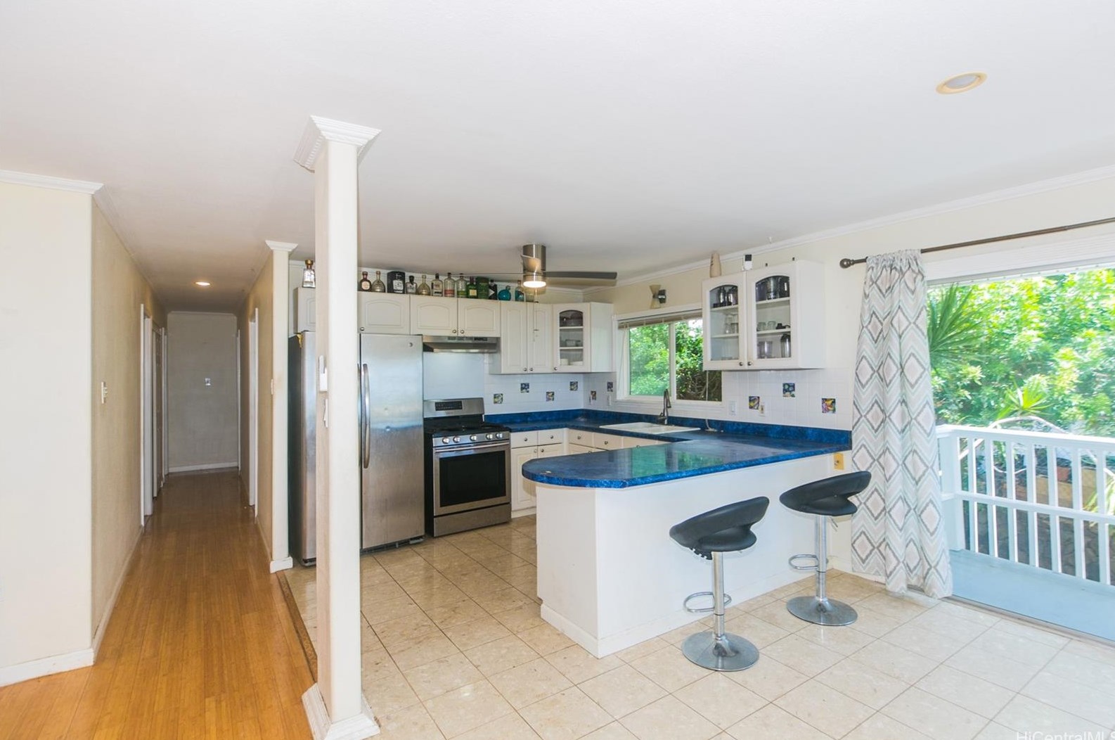 86-226 Alamihi St, Nanakuli, HI 96792-2916