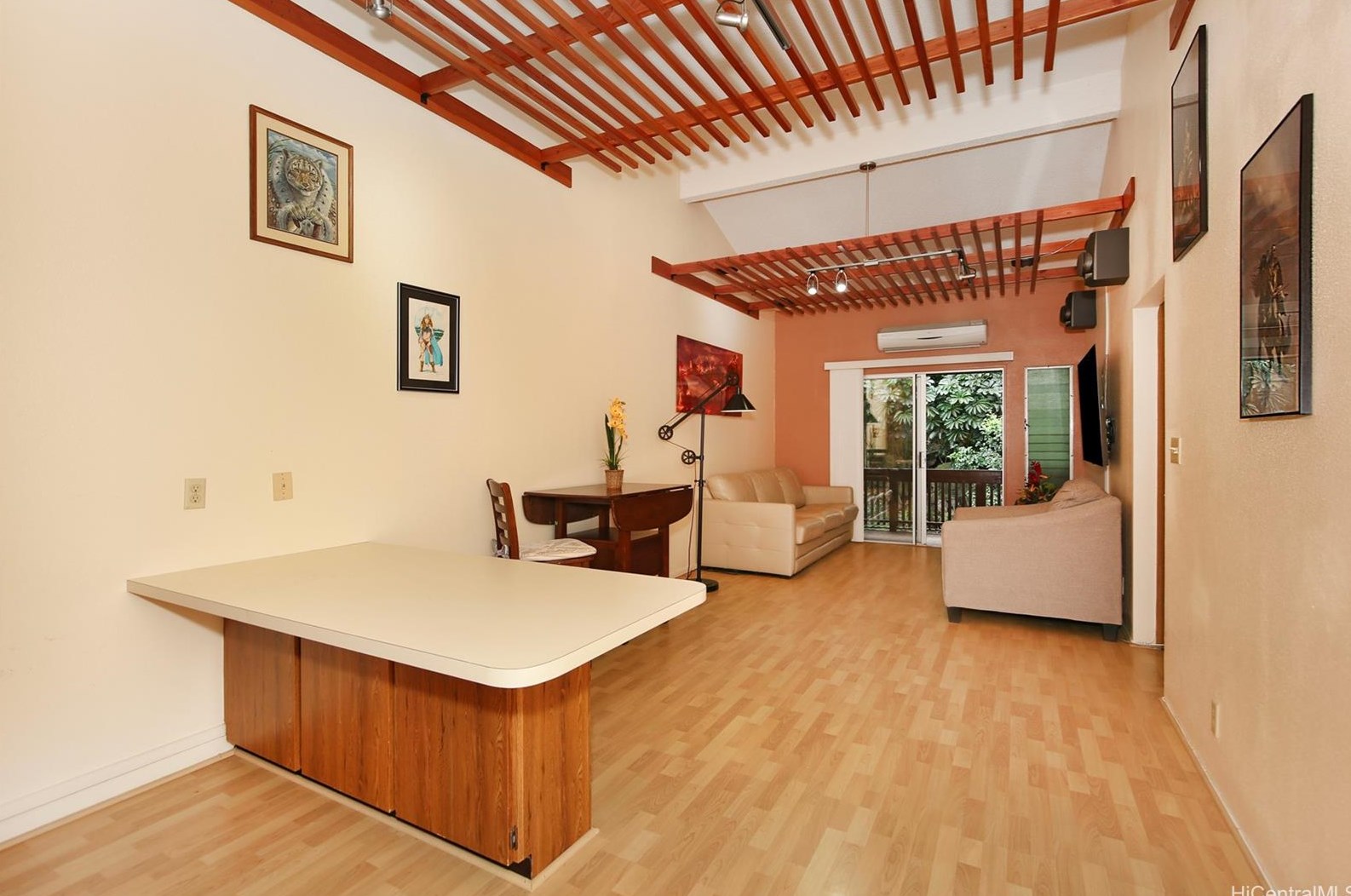 98-607 Kilinoe St, Aiea, HI 96701