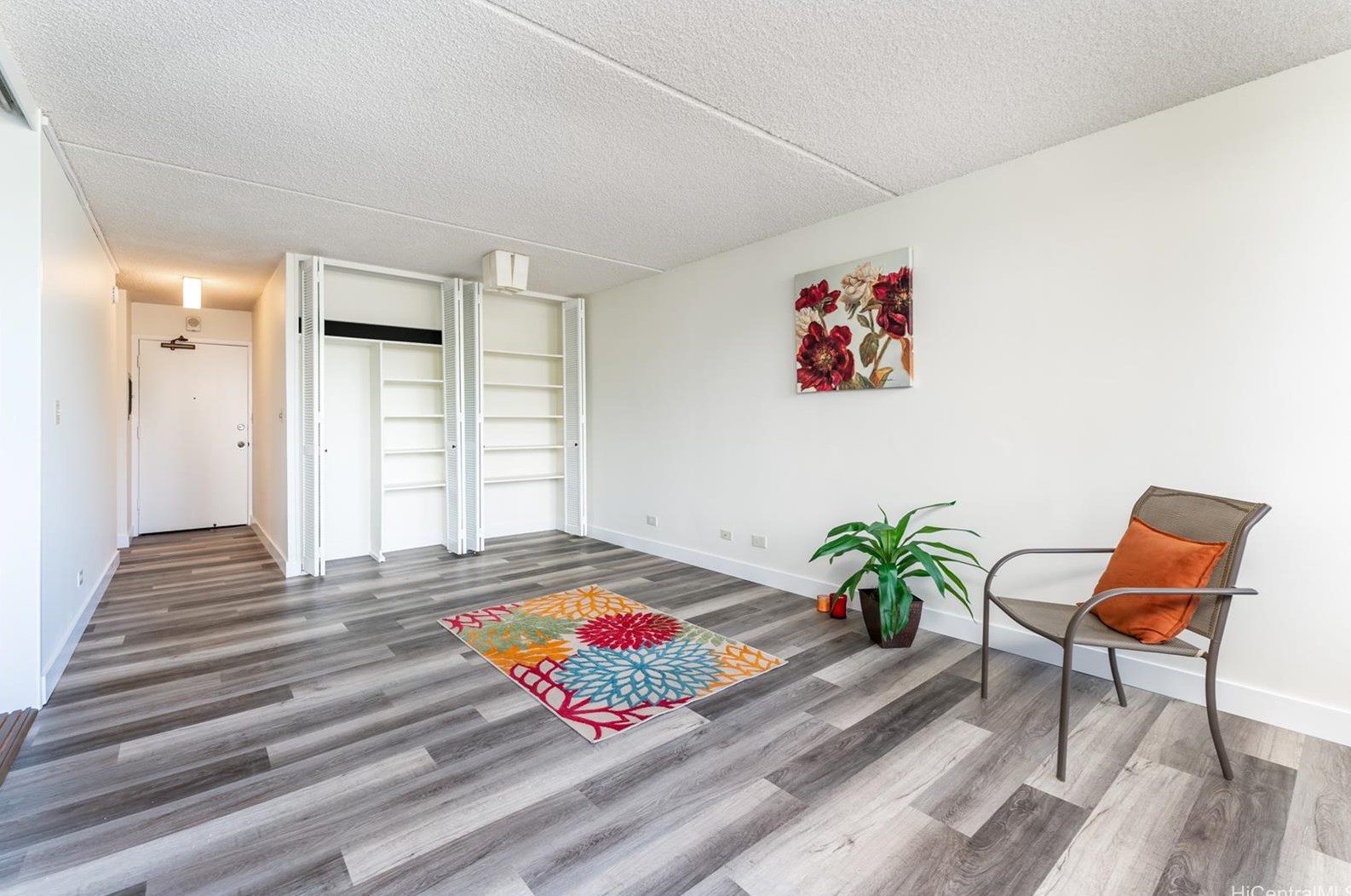 2029 Nuuanu Ave #607, Honolulu, HI 96817