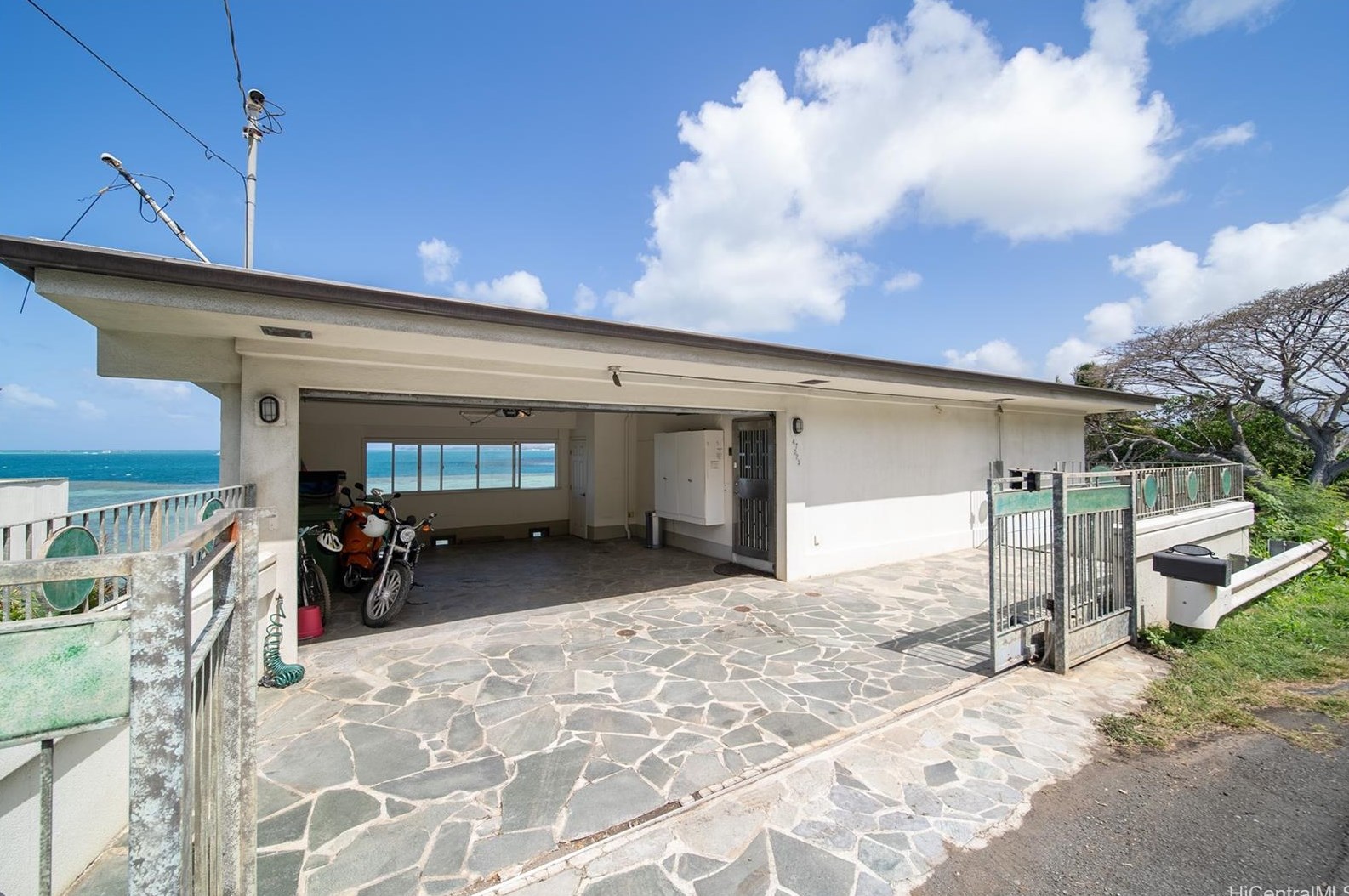 47025 Kamehameha Hwy, Kaneohe, HI 96744-5143