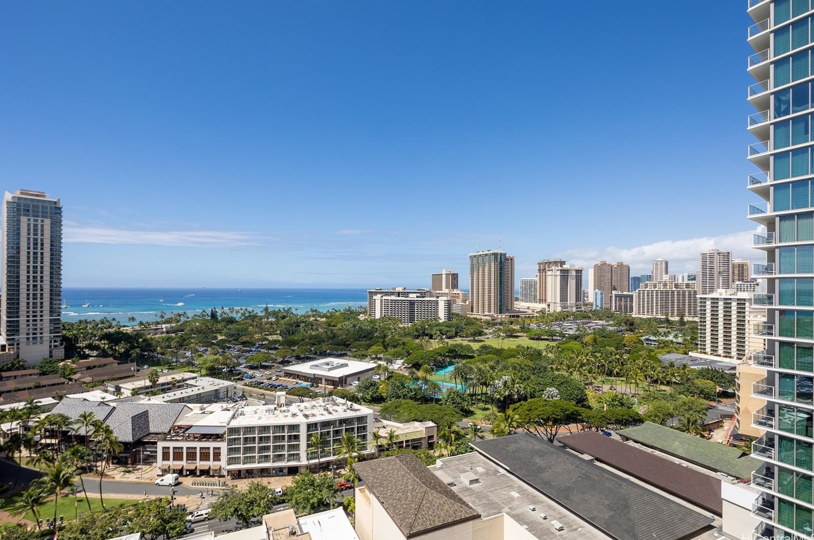 2139 Kuhio Ave, Honolulu HI  96815-2378 exterior