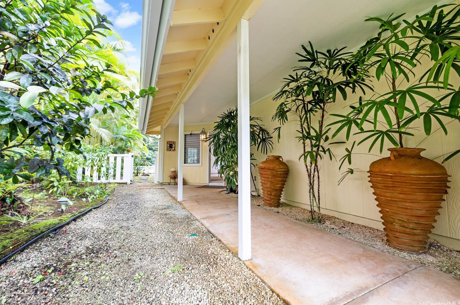 47-148 Heno Pl, Kaneohe, HI 96744-5608