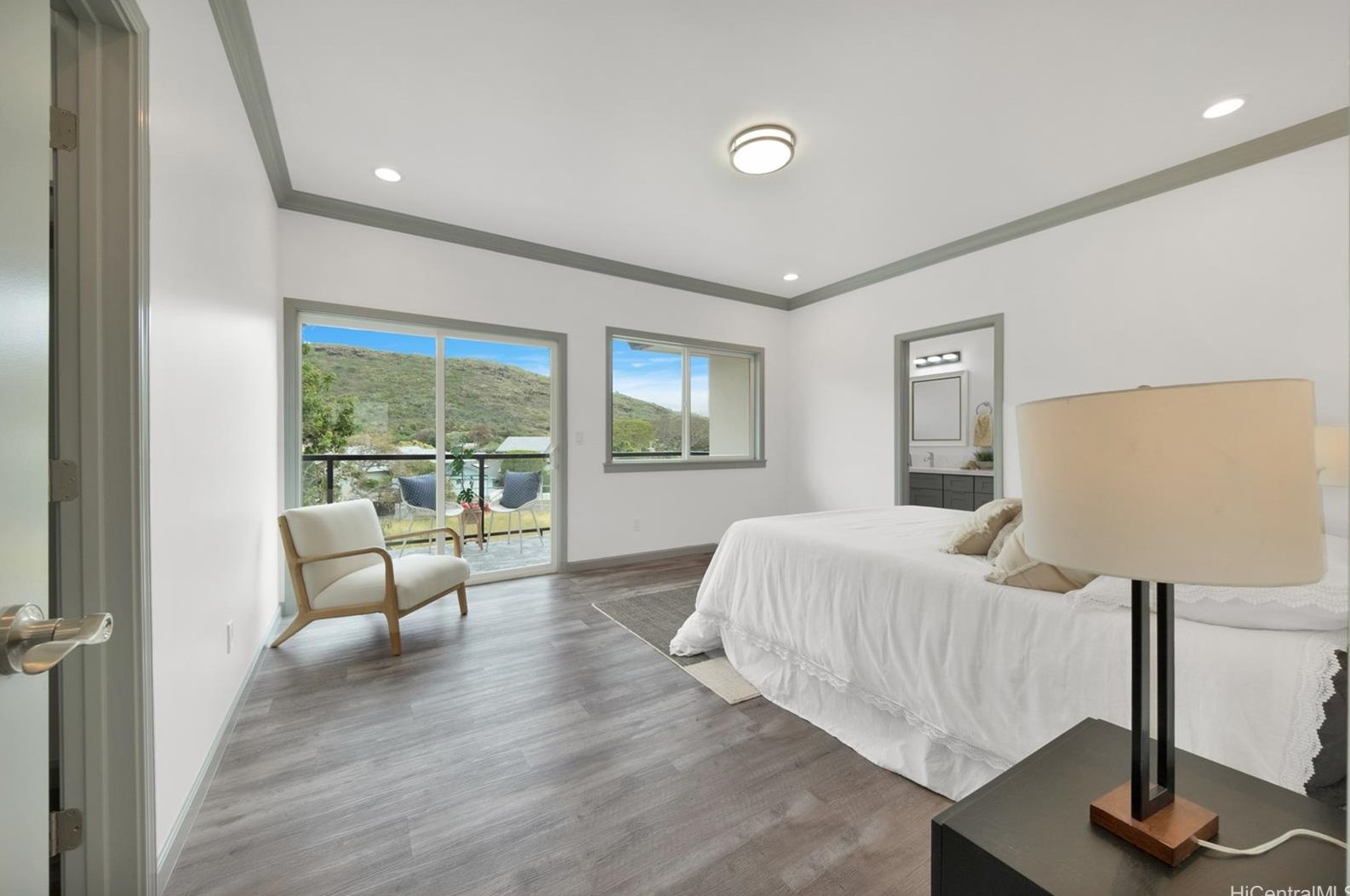 418 Halemaumau St, Honolulu HI  96821-2043 exterior