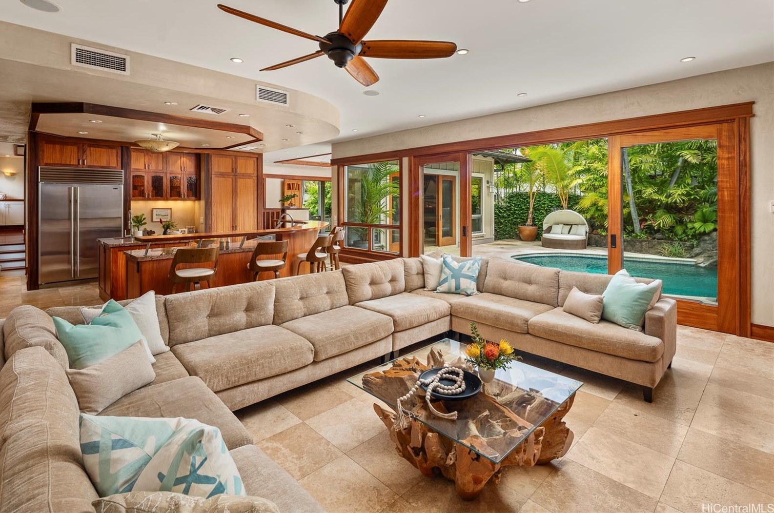 4287 Kahala Ave, Honolulu HI  96816-4821 exterior