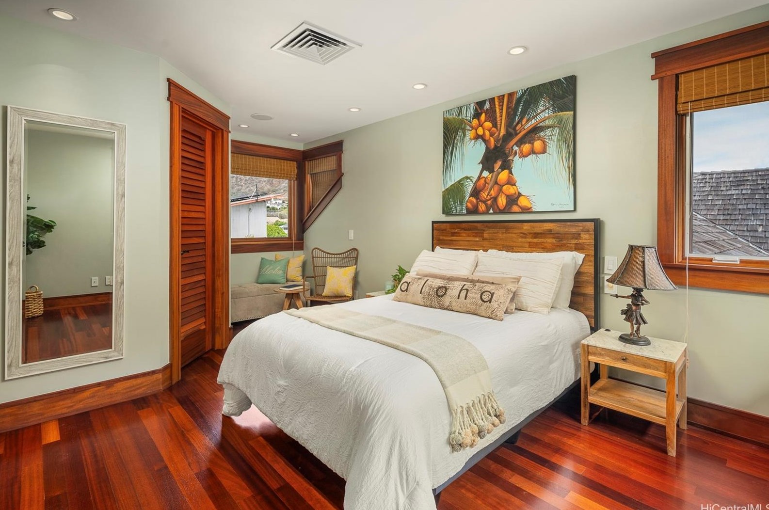 4287 Kahala Ave, Honolulu HI  96816-4821 exterior