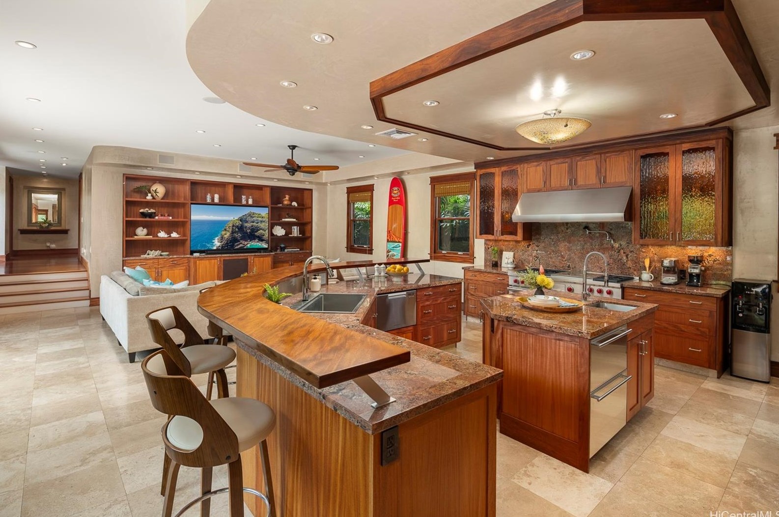 4287 Kahala Ave, Honolulu HI  96816-4821 exterior