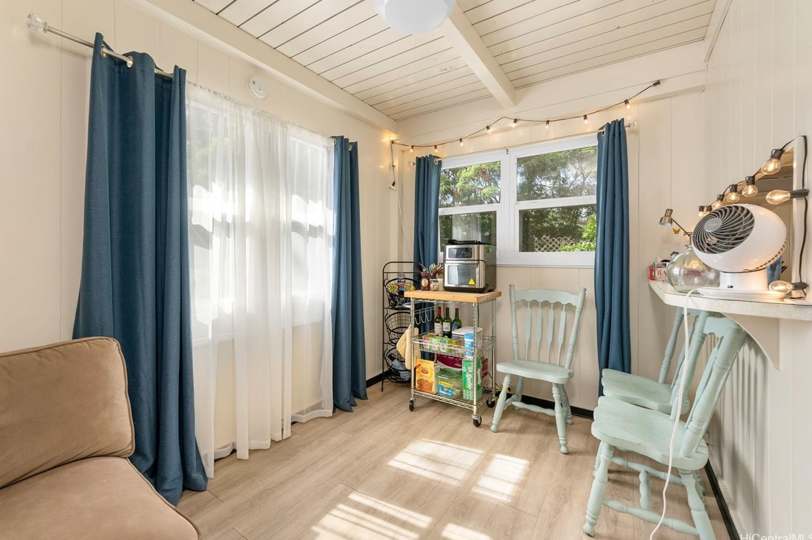 2819 Waialae Ave #d, Honolulu, HI 96826