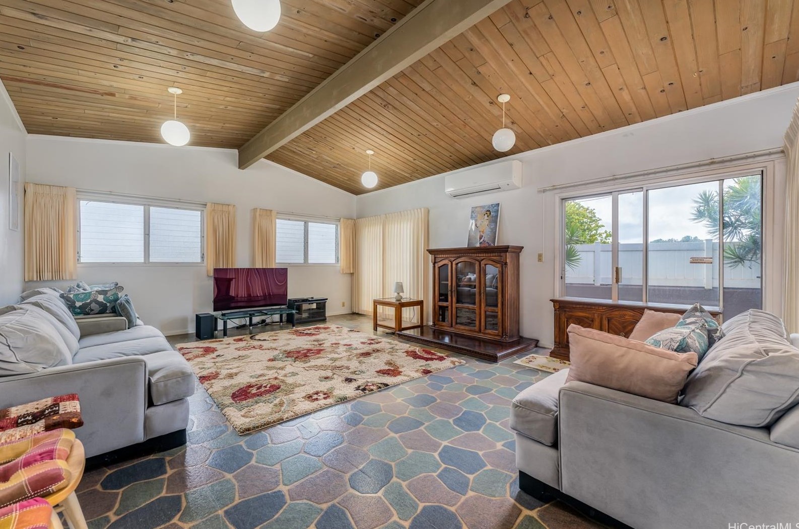809 Hoomoana St, Pearl City, HI 96782