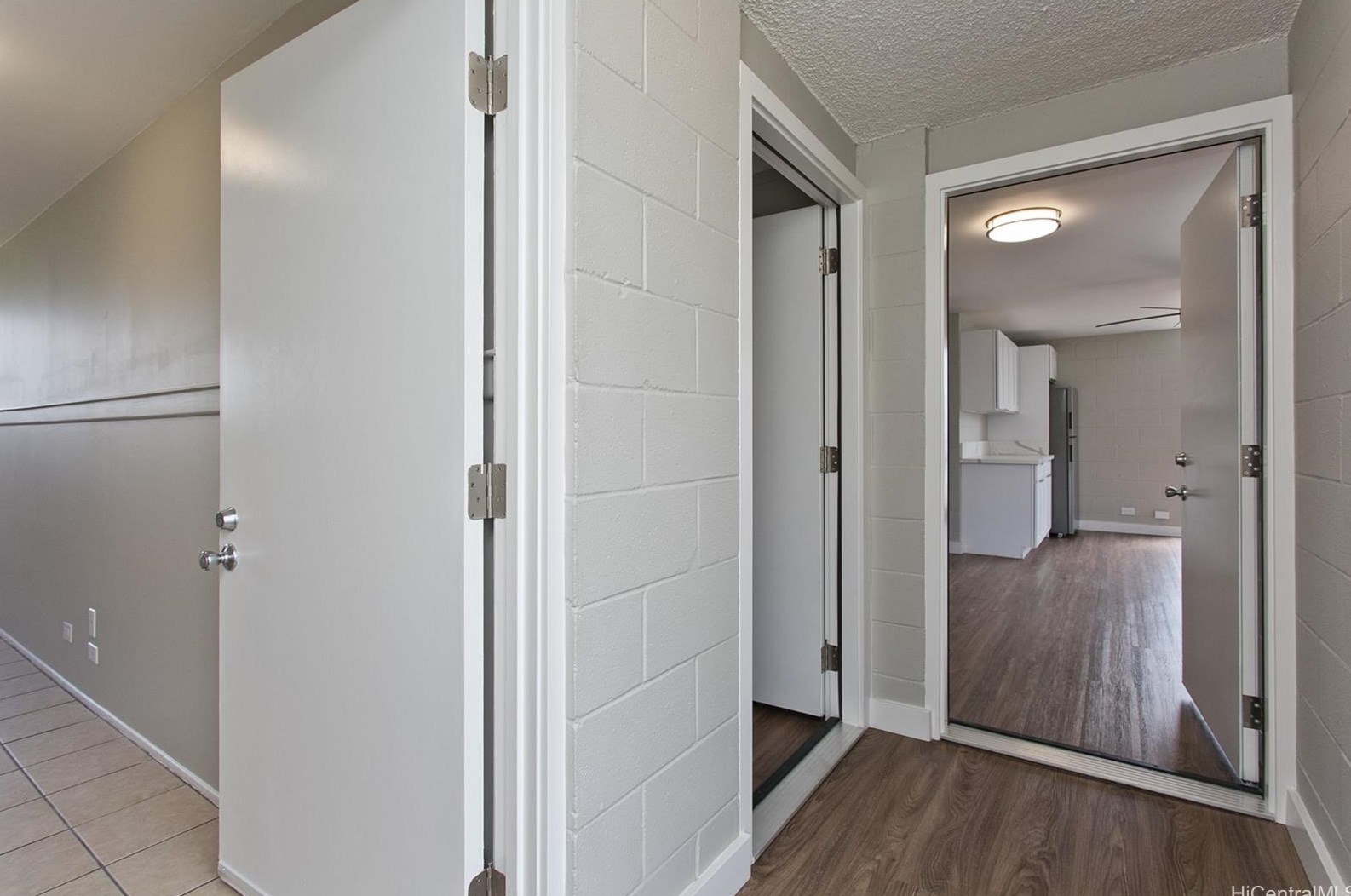 94133 Pupupuhi St #302, Waipahu, HI 96797