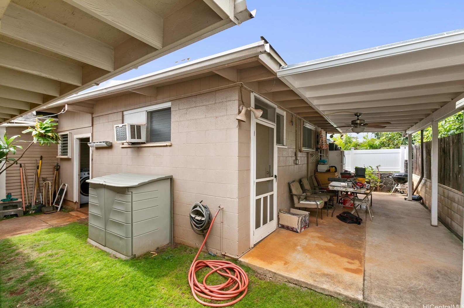 1108 19th Ave, Honolulu HI  96816-4609 exterior