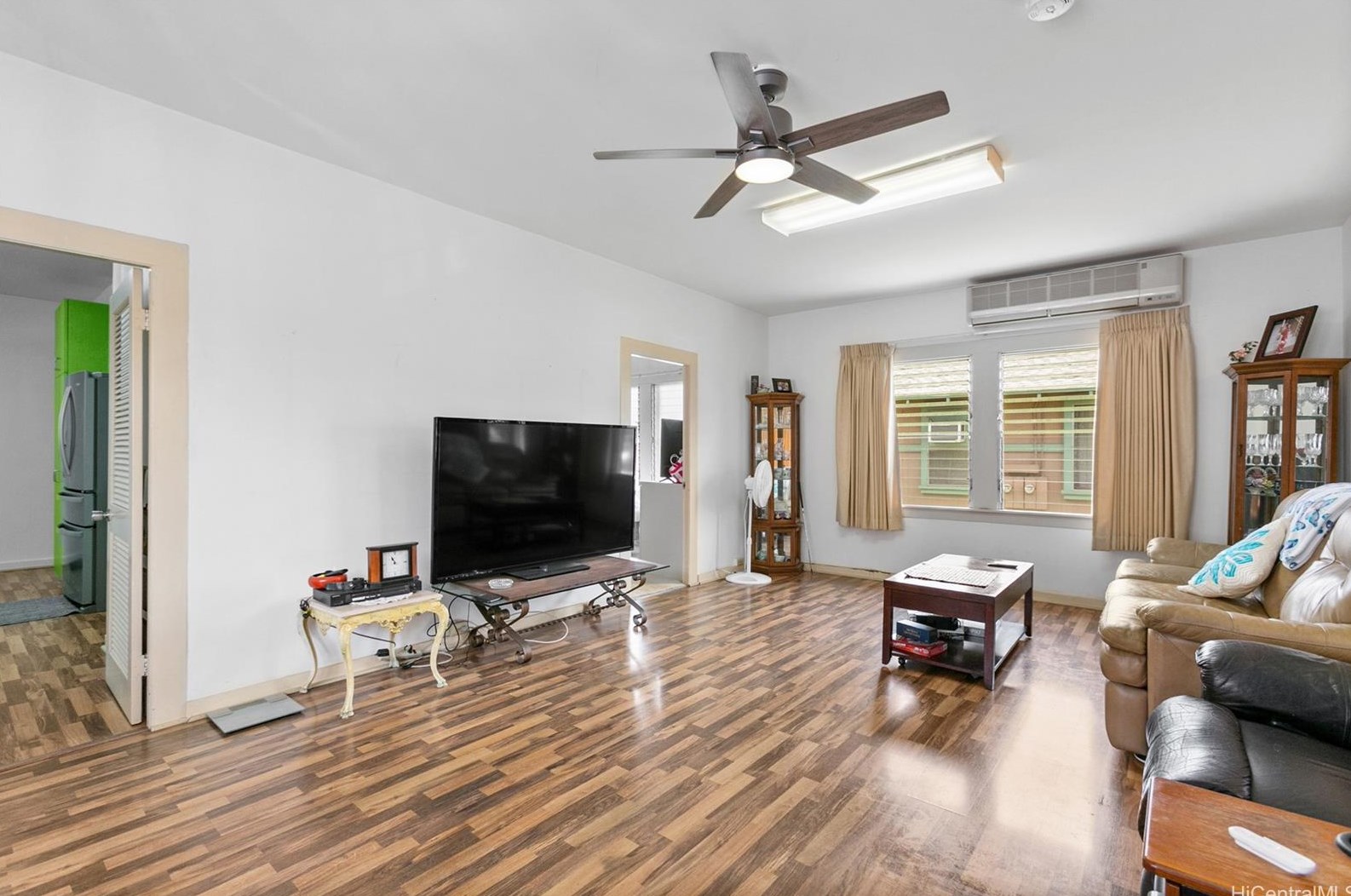 1108 19th Ave, Honolulu HI  96816-4609 exterior