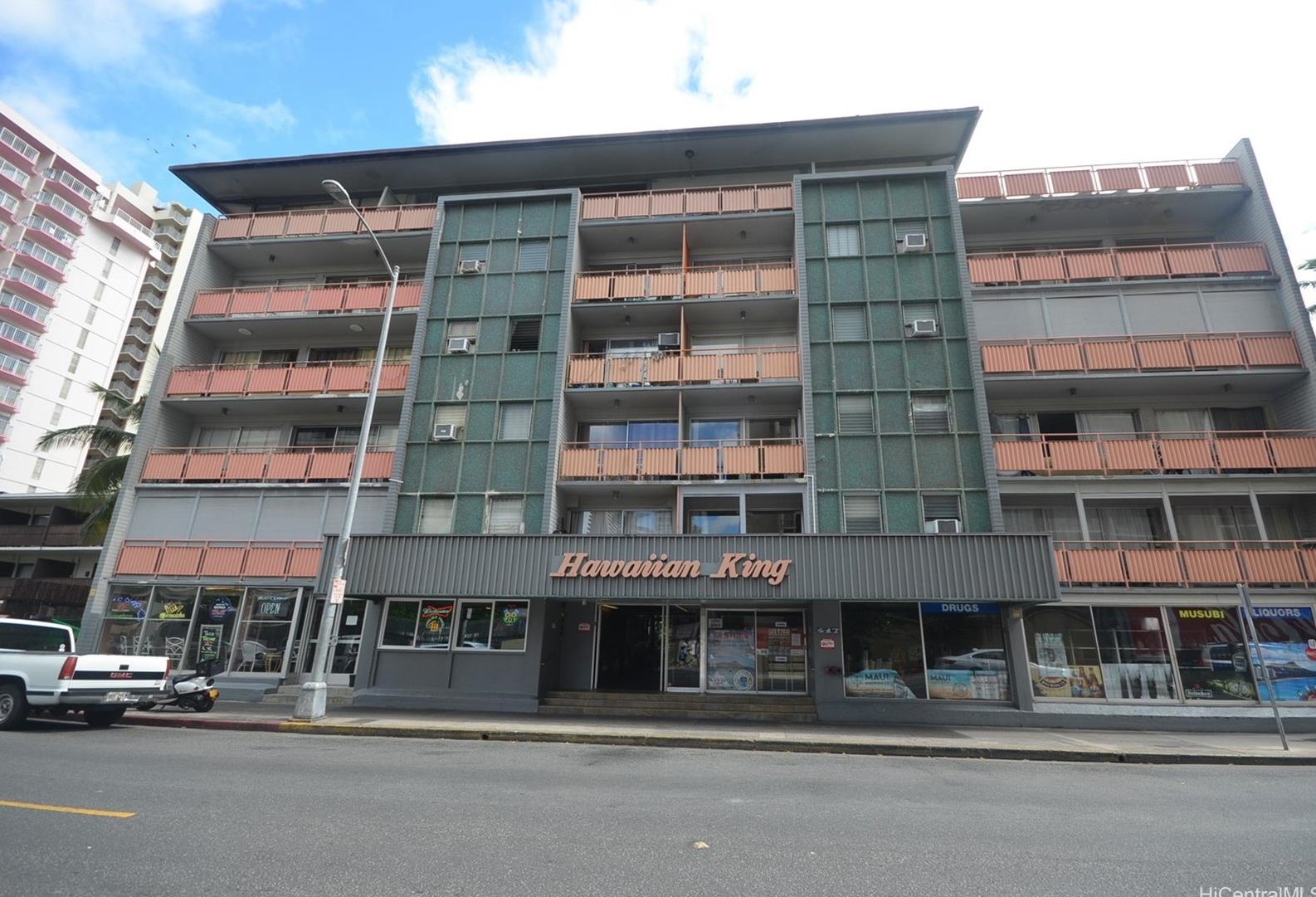 417 Nohonani St, Honolulu HI  96815-5545 exterior