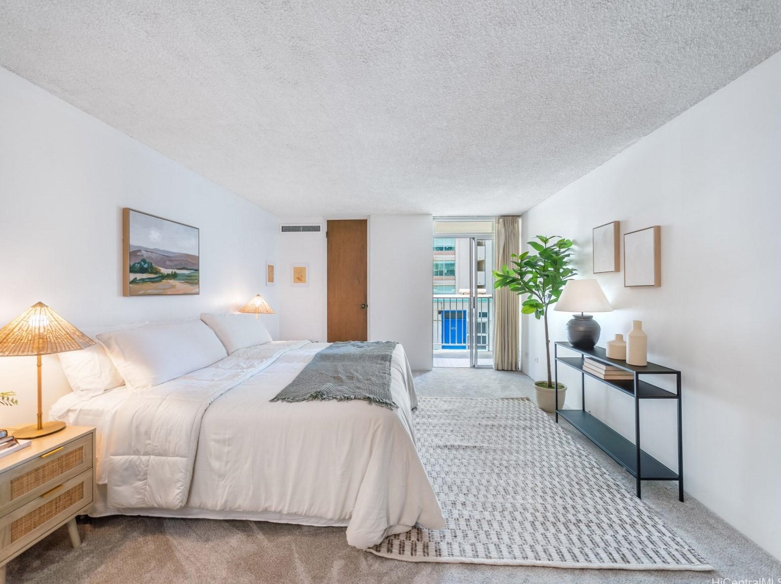 2572 Lemon Rd #510, Honolulu, HI 96815