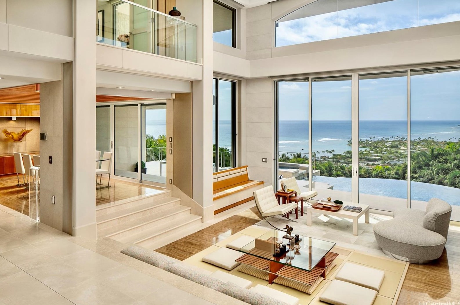 360 Puuikena Dr, Honolulu HI  96821-0025 exterior