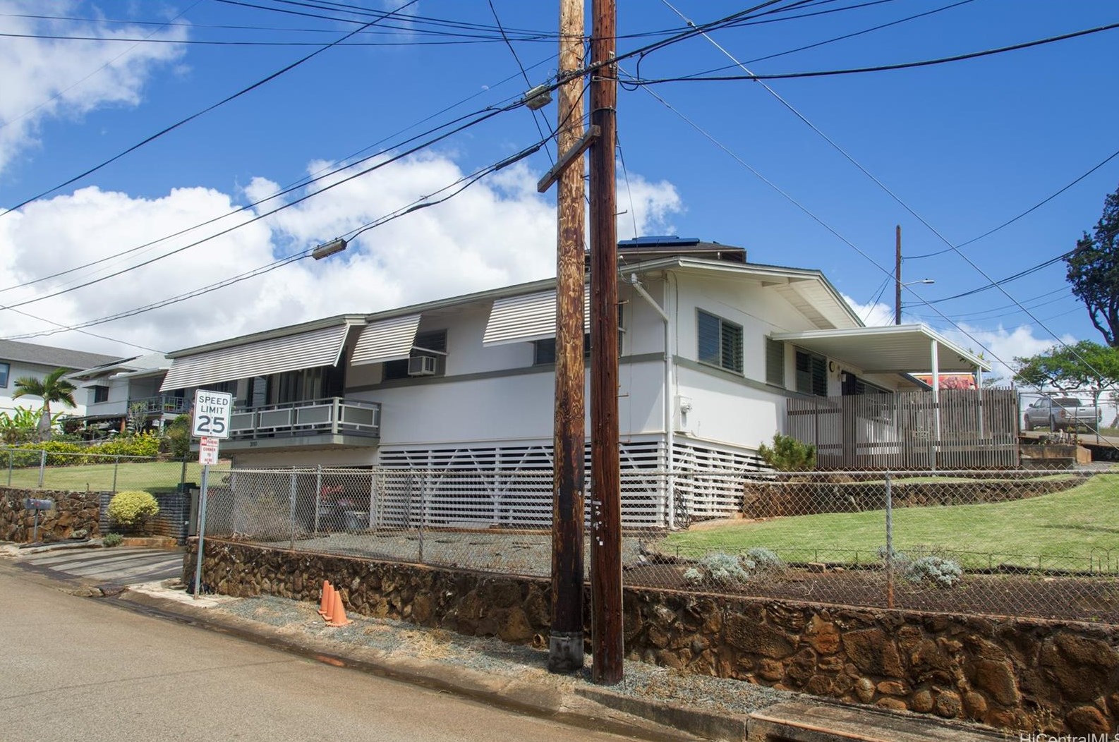 2010 Hillcrest St, Honolulu, HI 96817-2025