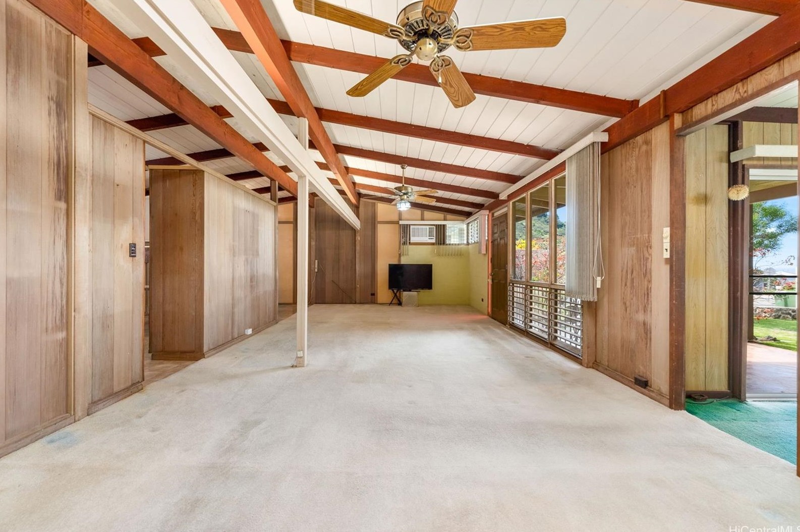 5210 Kilauea Ave, Honolulu HI  96816-5613 exterior