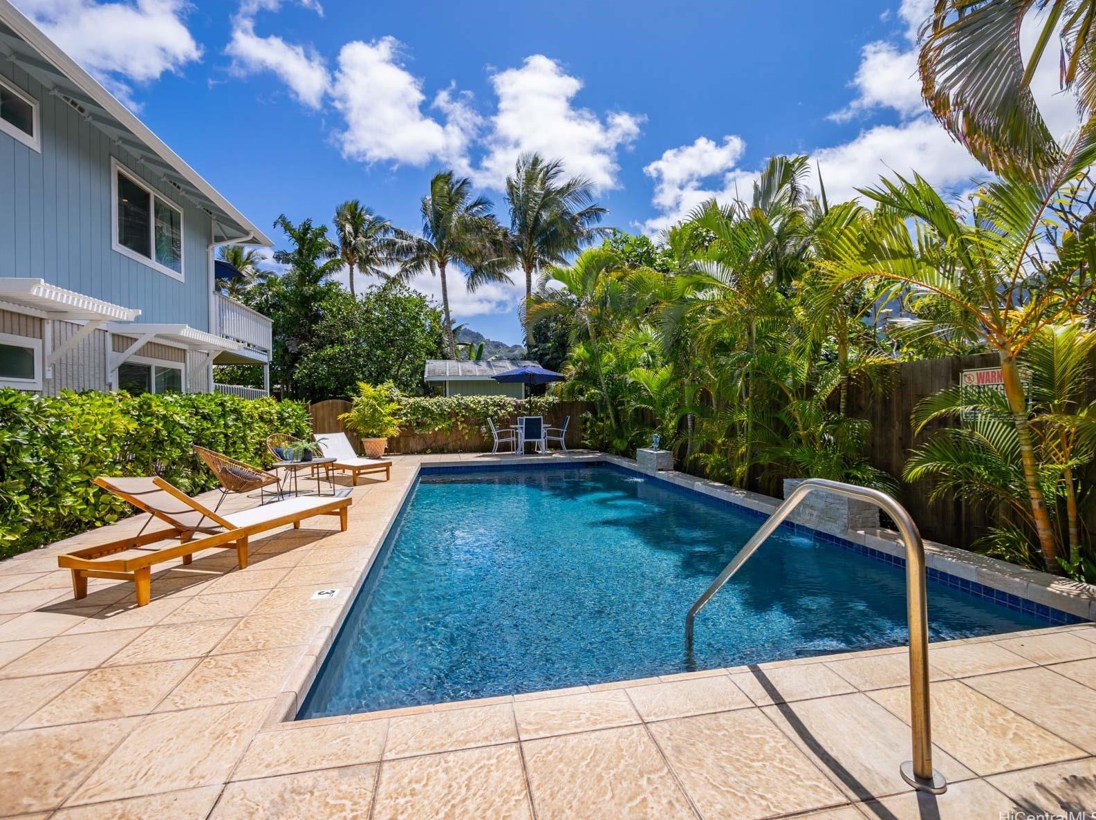 41-38 Ehukai St, Waimanalo HI  exterior