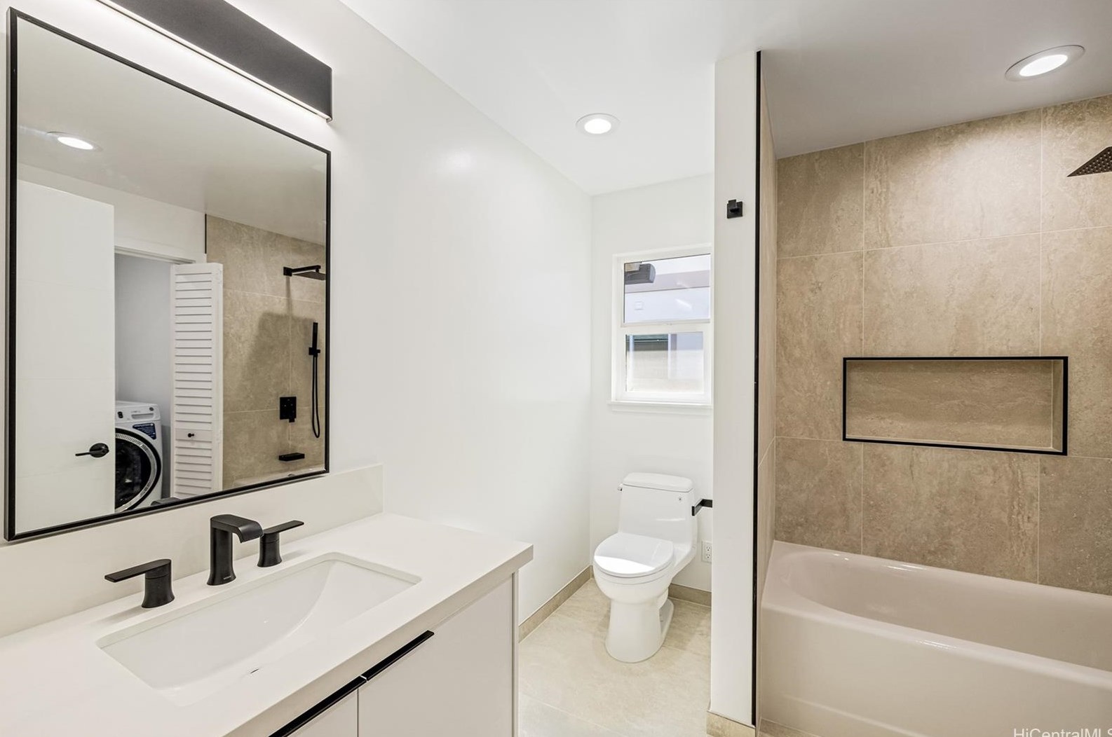 1029 Makaiwa St, Honolulu HI  96816-5403 exterior