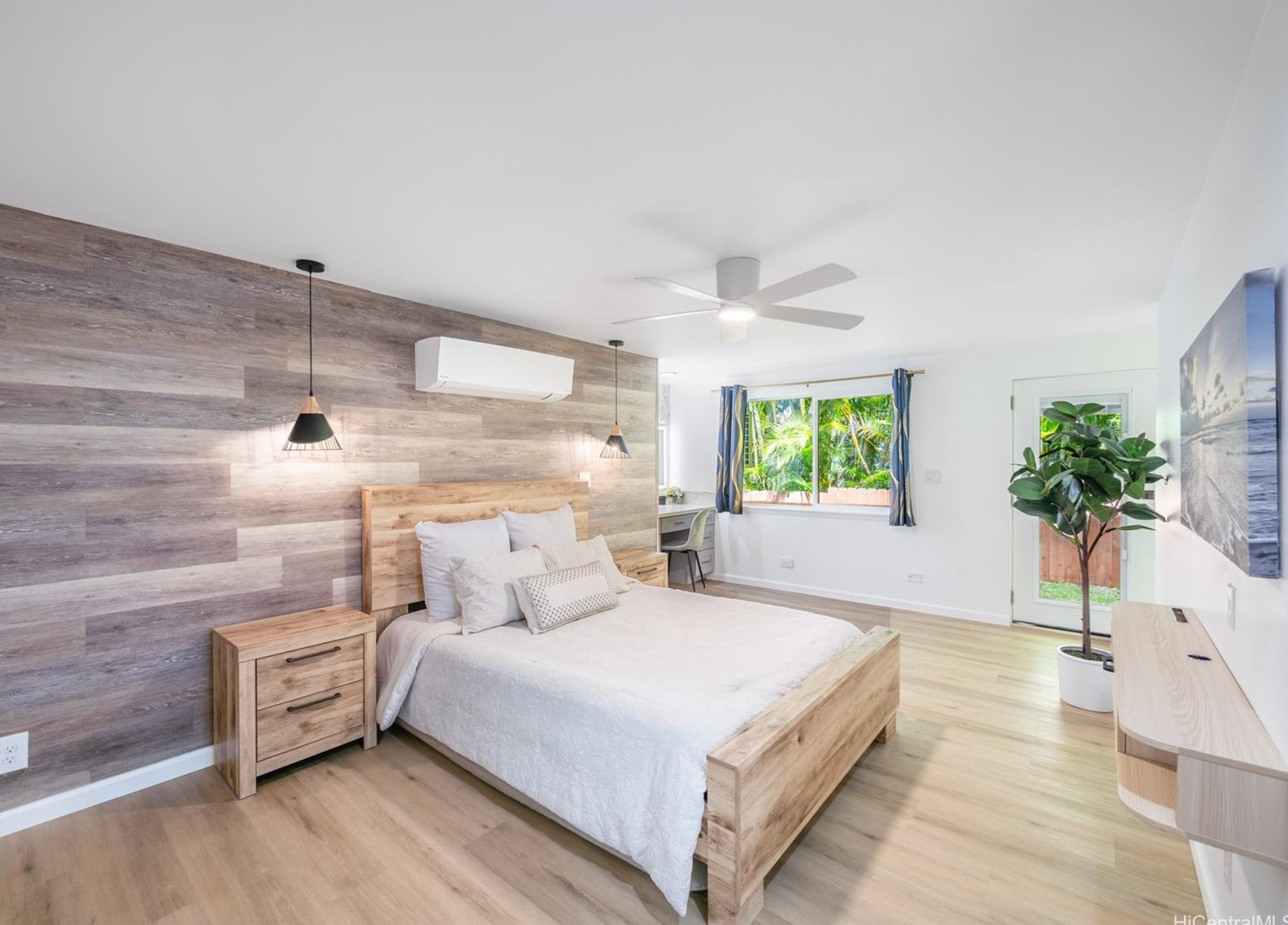 794 Ahukini St, Honolulu HI  96825-2425 exterior