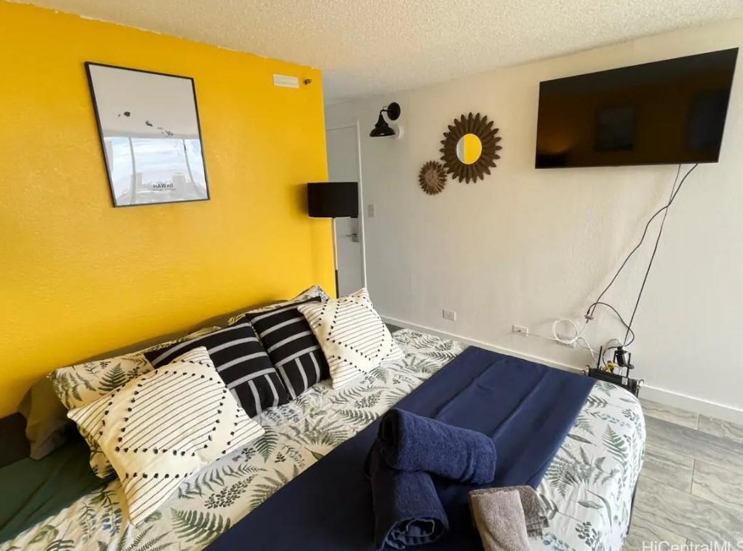 444 Niu St #2305, Honolulu, HI 96815