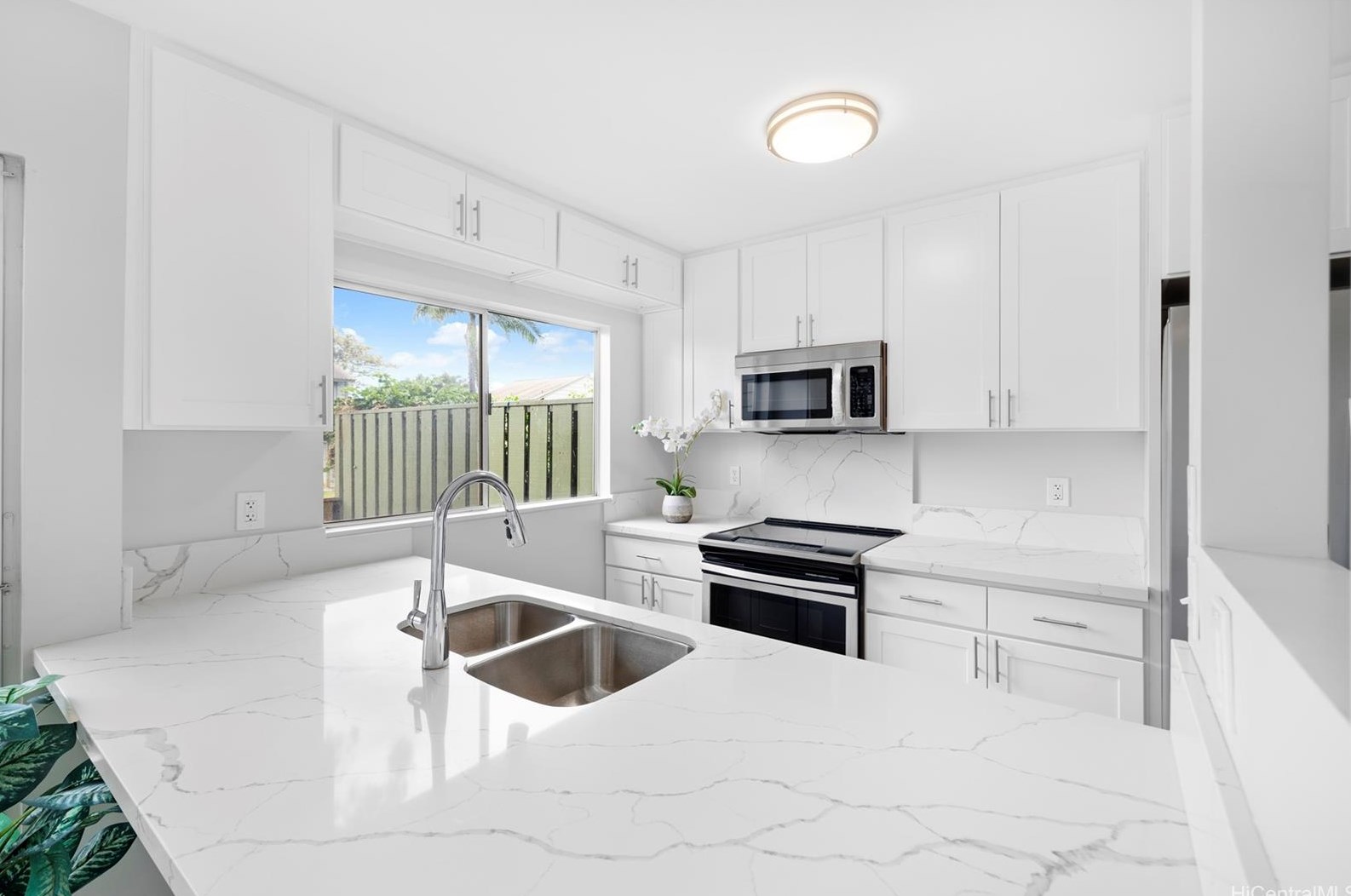 92-1241 Panana St, Kapolei, HI 96707-1467