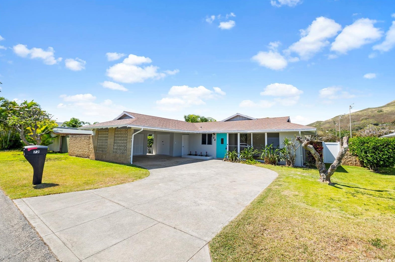 72 Aikahi Loop, Kailua, HI 96734-1676