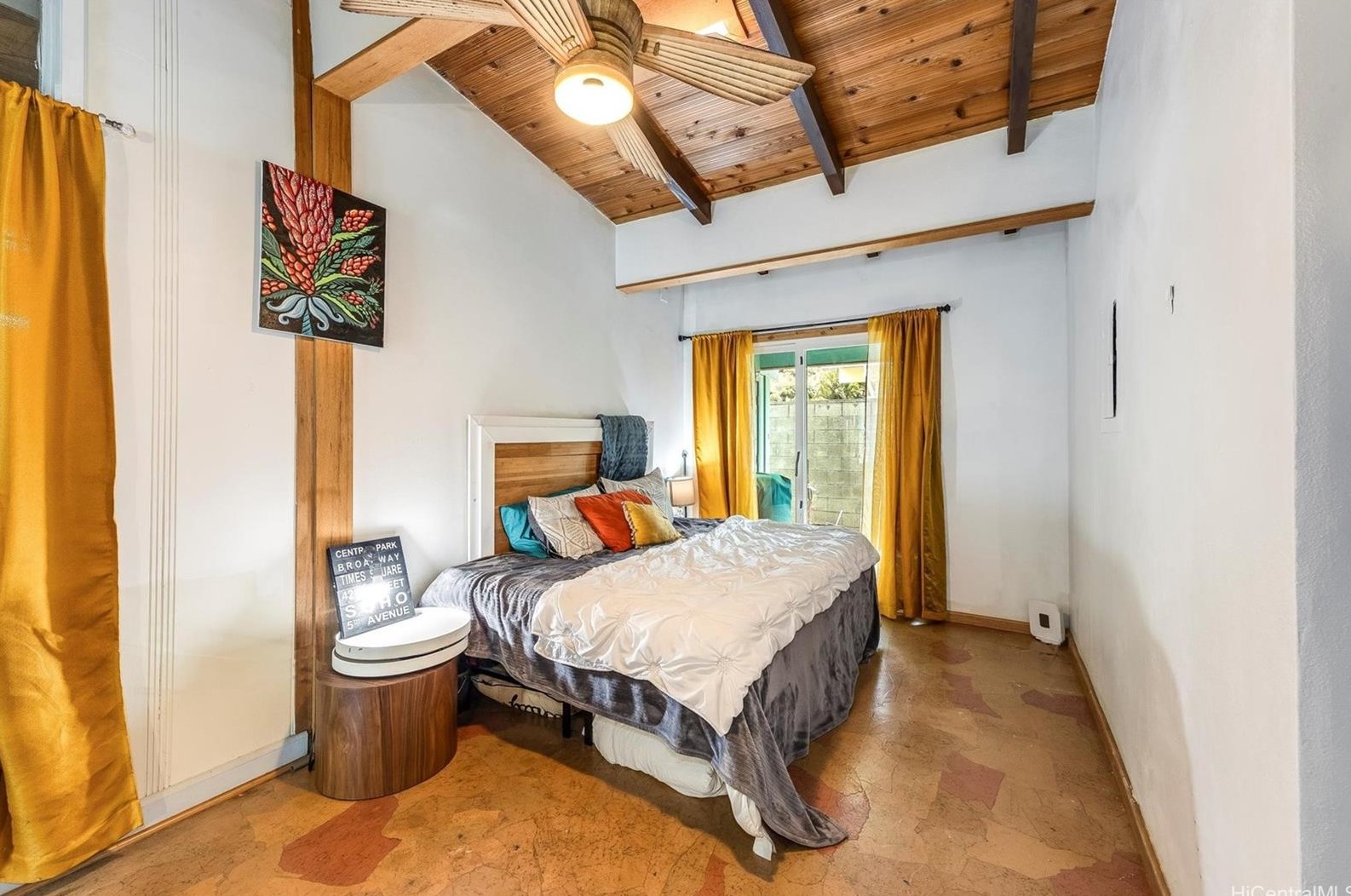 313 Kuliouou Rd, Honolulu HI  96821-2230 exterior