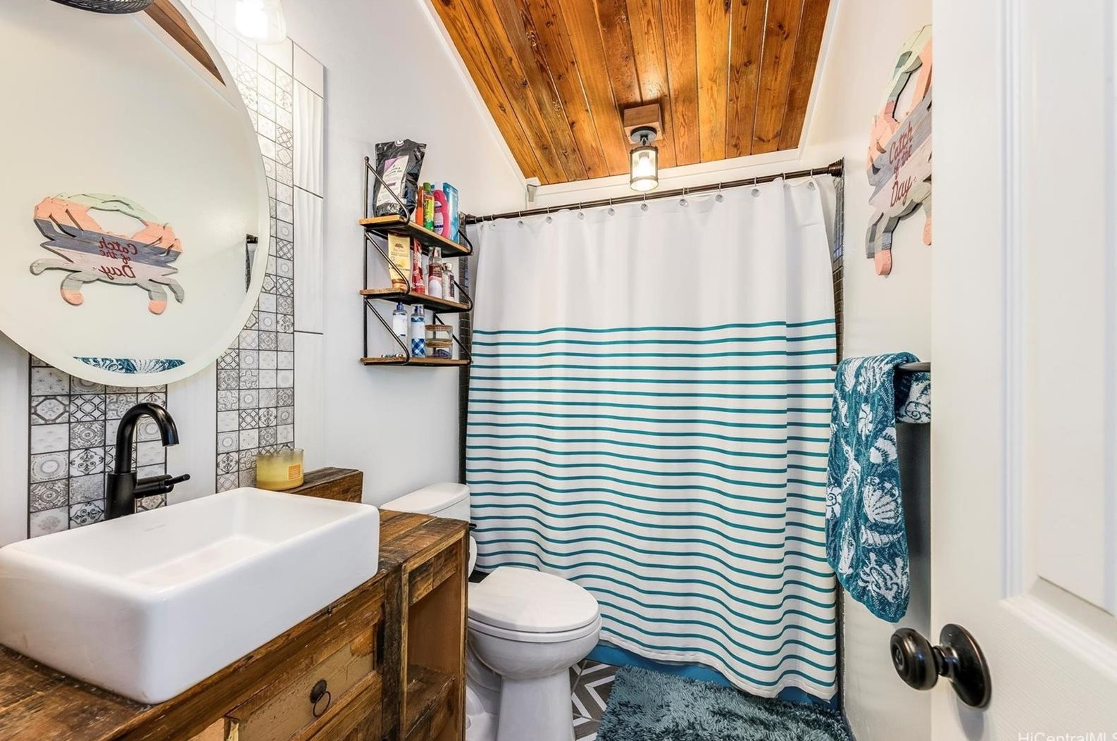 313 Kuliouou Rd, Honolulu HI  96821-2230 exterior