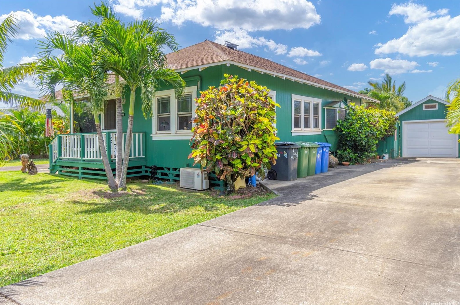 67-173 Kanoena St, Waialua, HI 96791