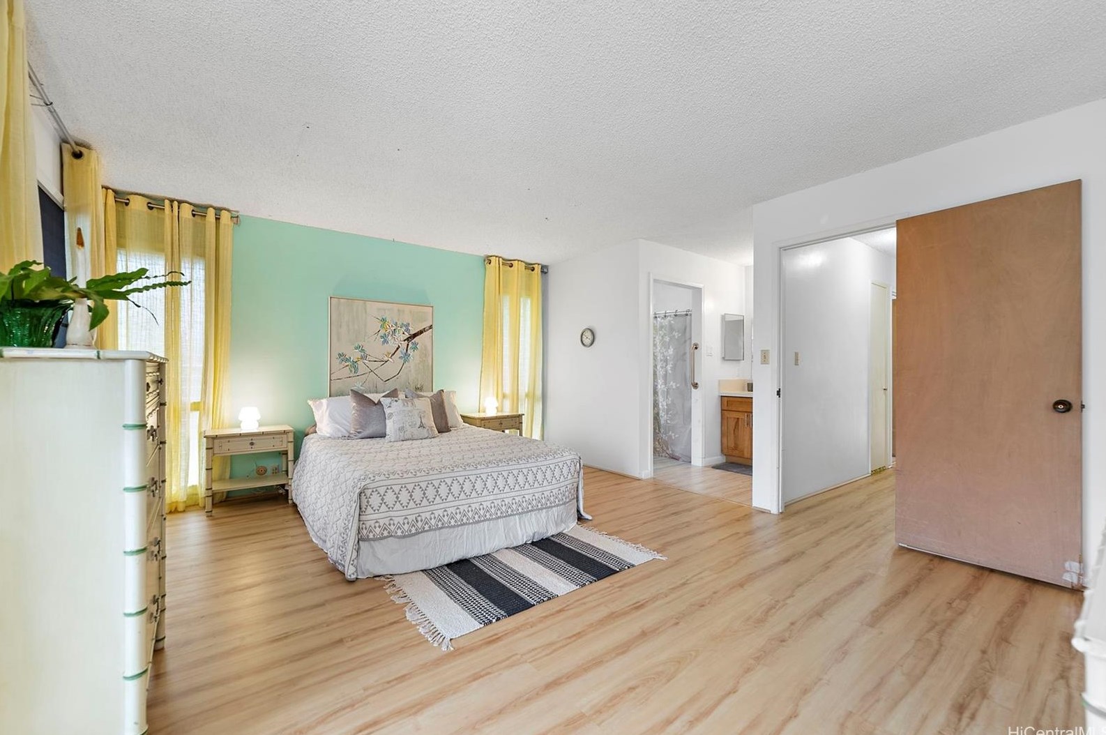 839 Hahaione St, Honolulu HI  96825-1039 exterior