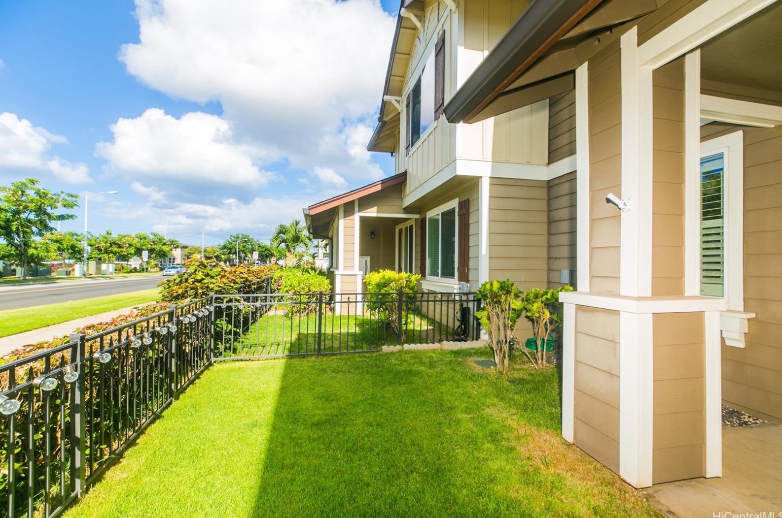 724 Kakala St #1506, Kapolei, HI 96707