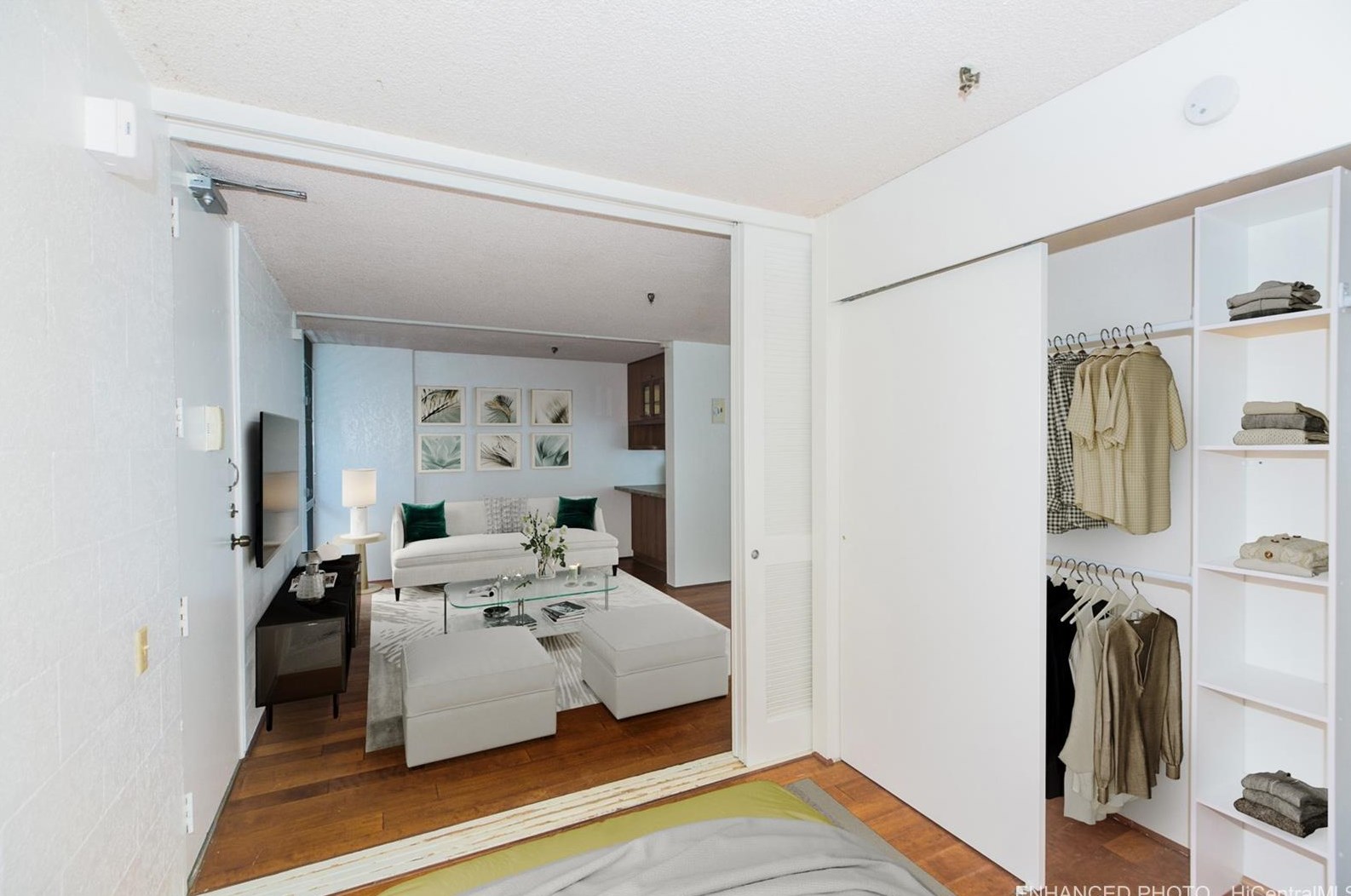 1226 Alexander St, Honolulu HI  96826-1238 exterior