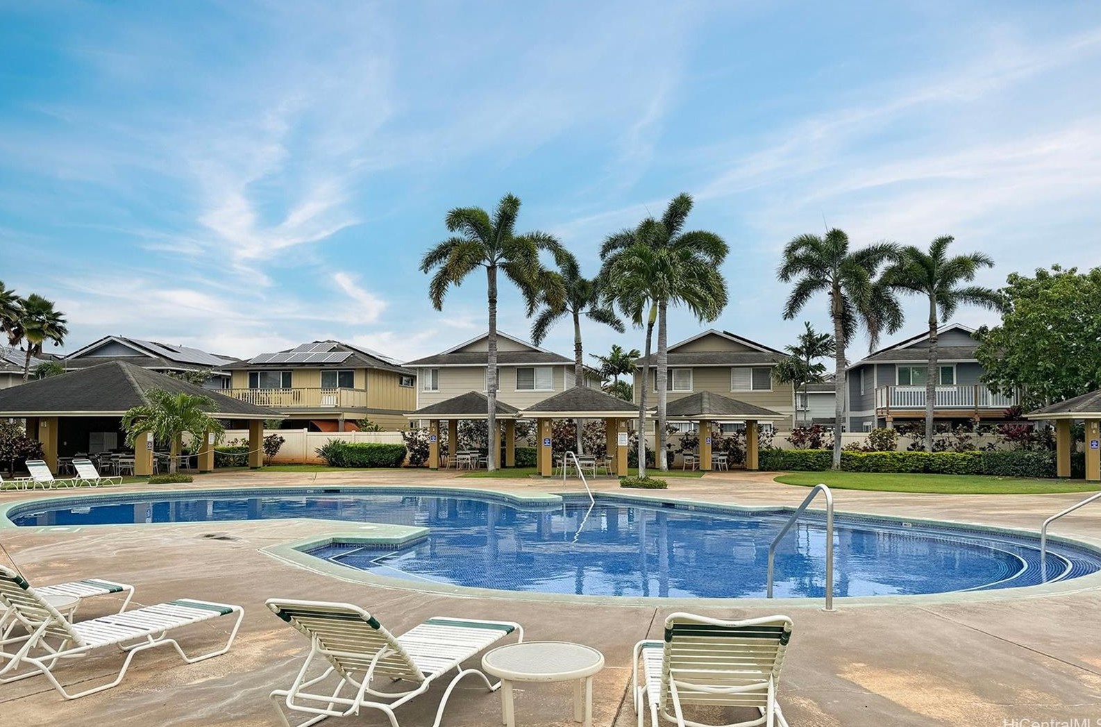 91-3018 Makalea Loop, Ewa Beach HI  96706-5934 exterior