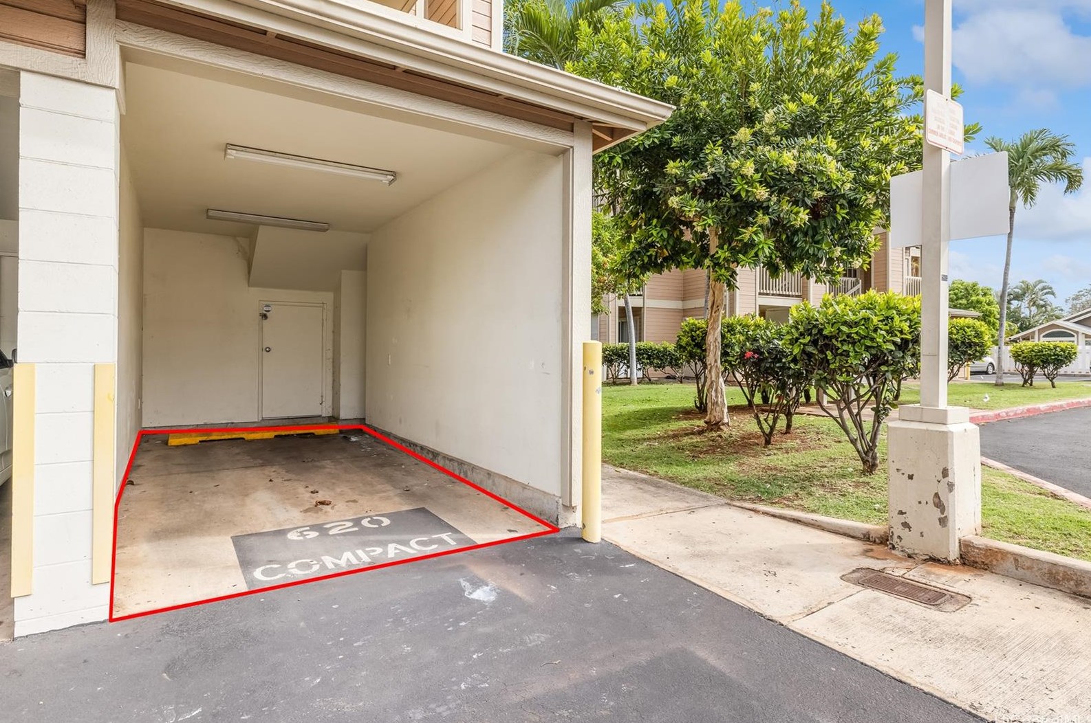 91-1207 Kaneana St, Ewa Beach HI  96706 exterior