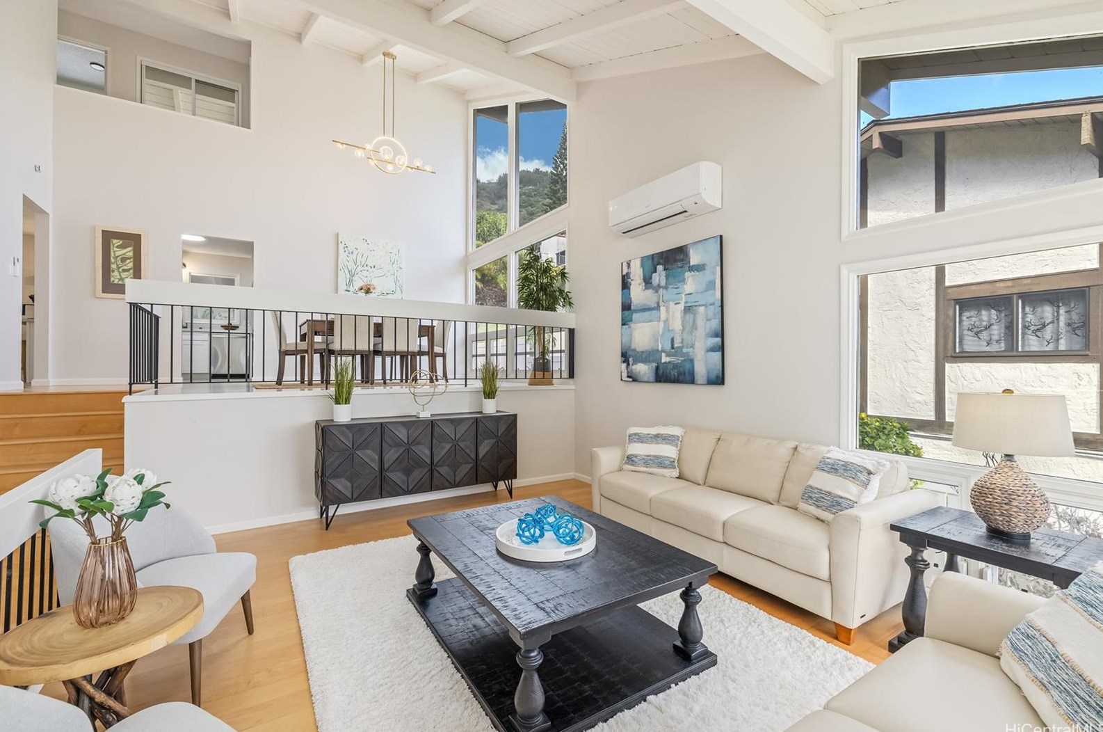 861 Hahaione St, Honolulu, HI 96825-1039