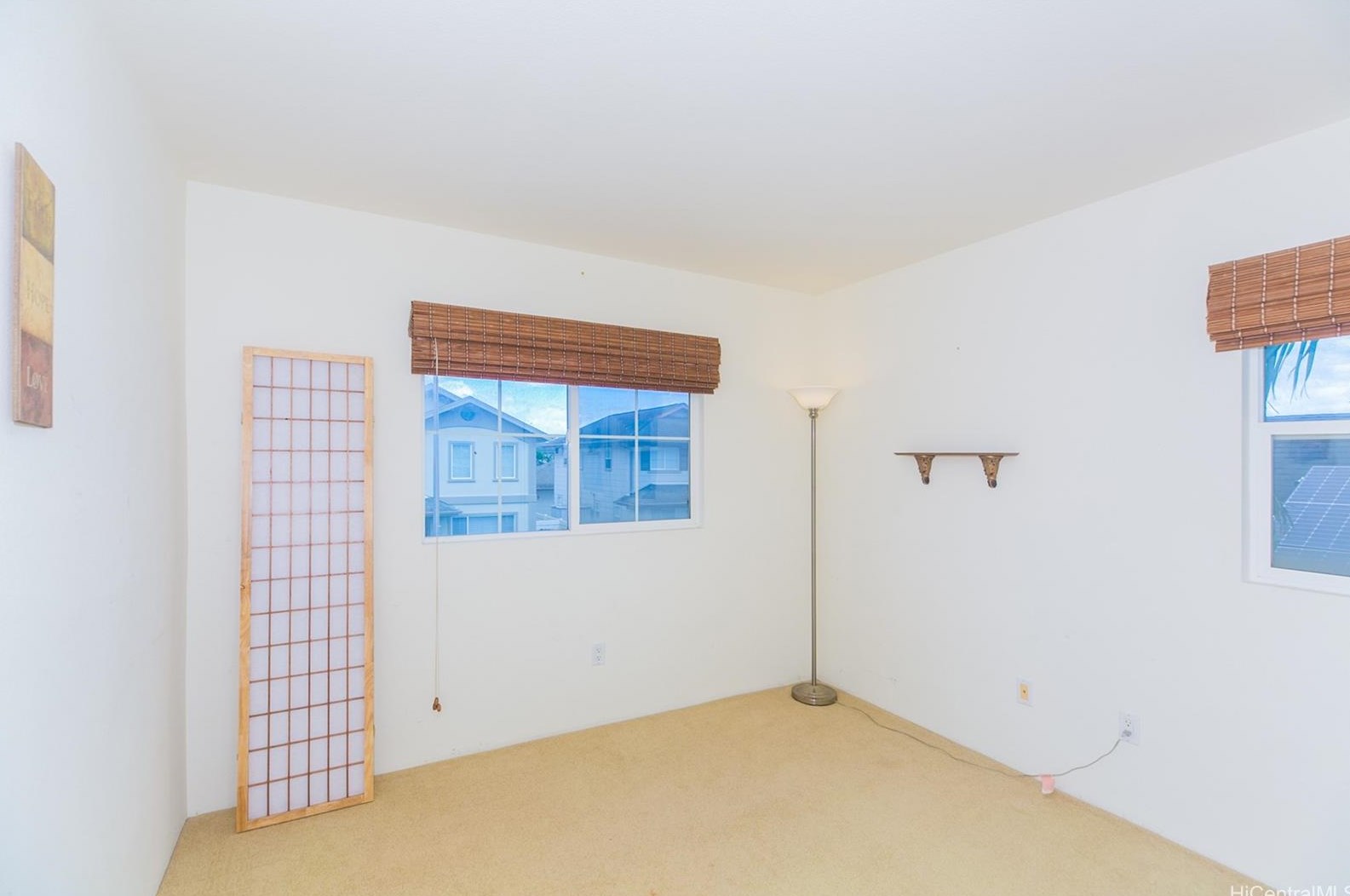 91-1047 Kaikauhaa St, Ewa Beach HI  exterior