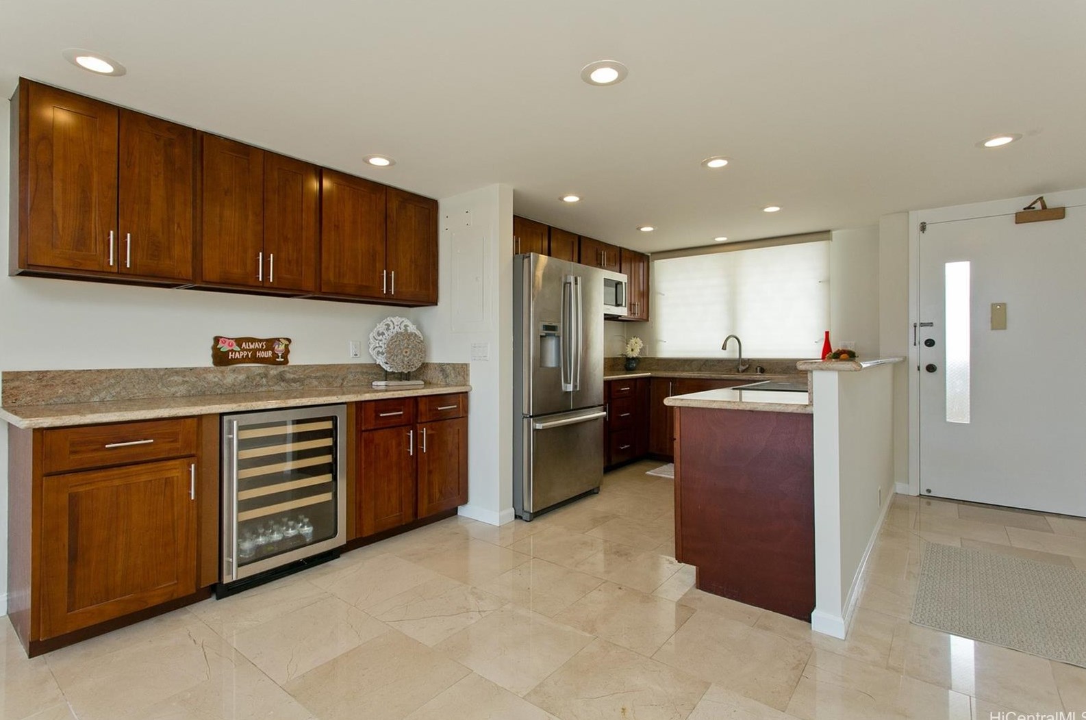 1212 Punahou St #2208, Honolulu, HI 96826