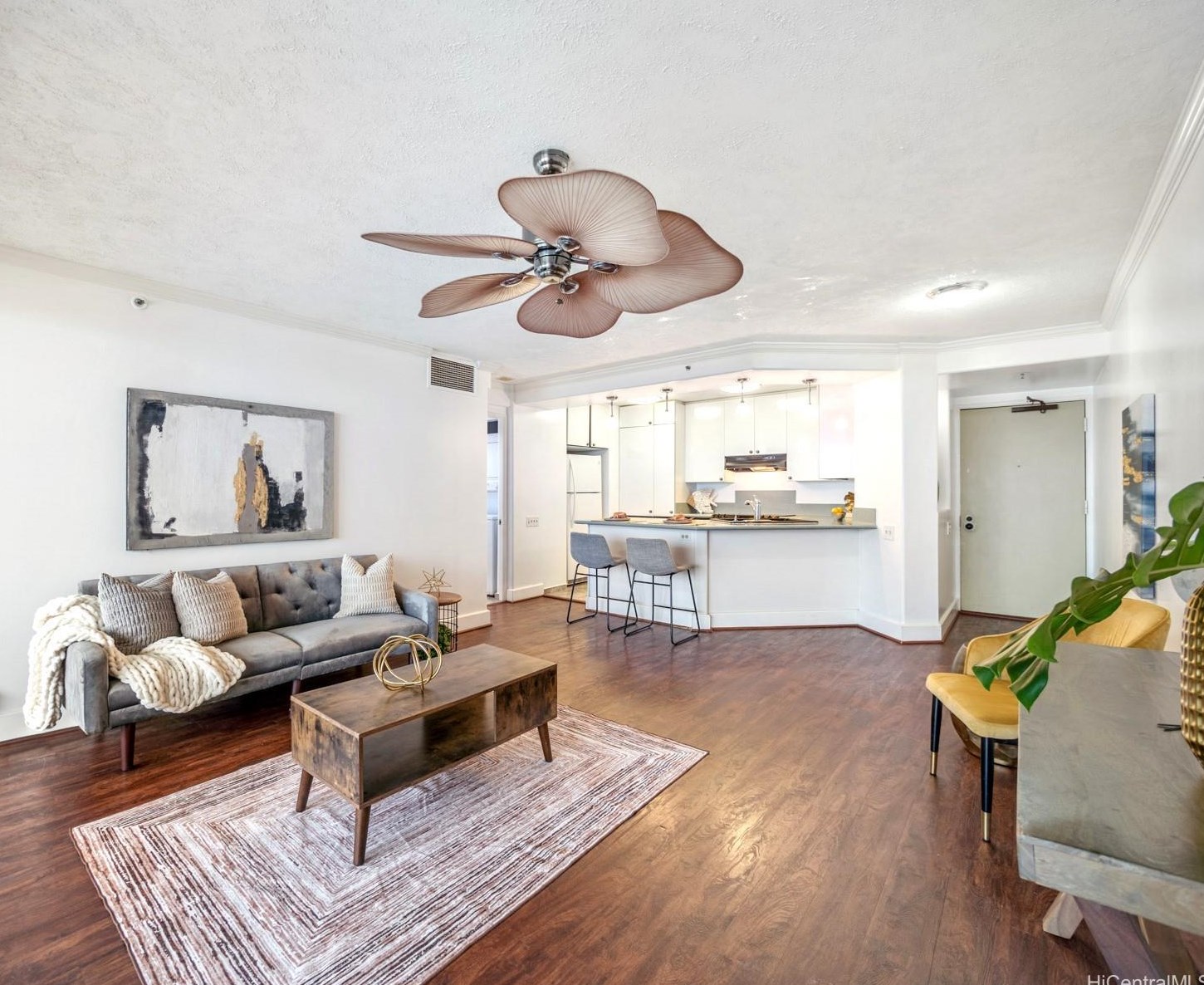 1212 Nuuanu Ave #3512, Honolulu, HI 96817