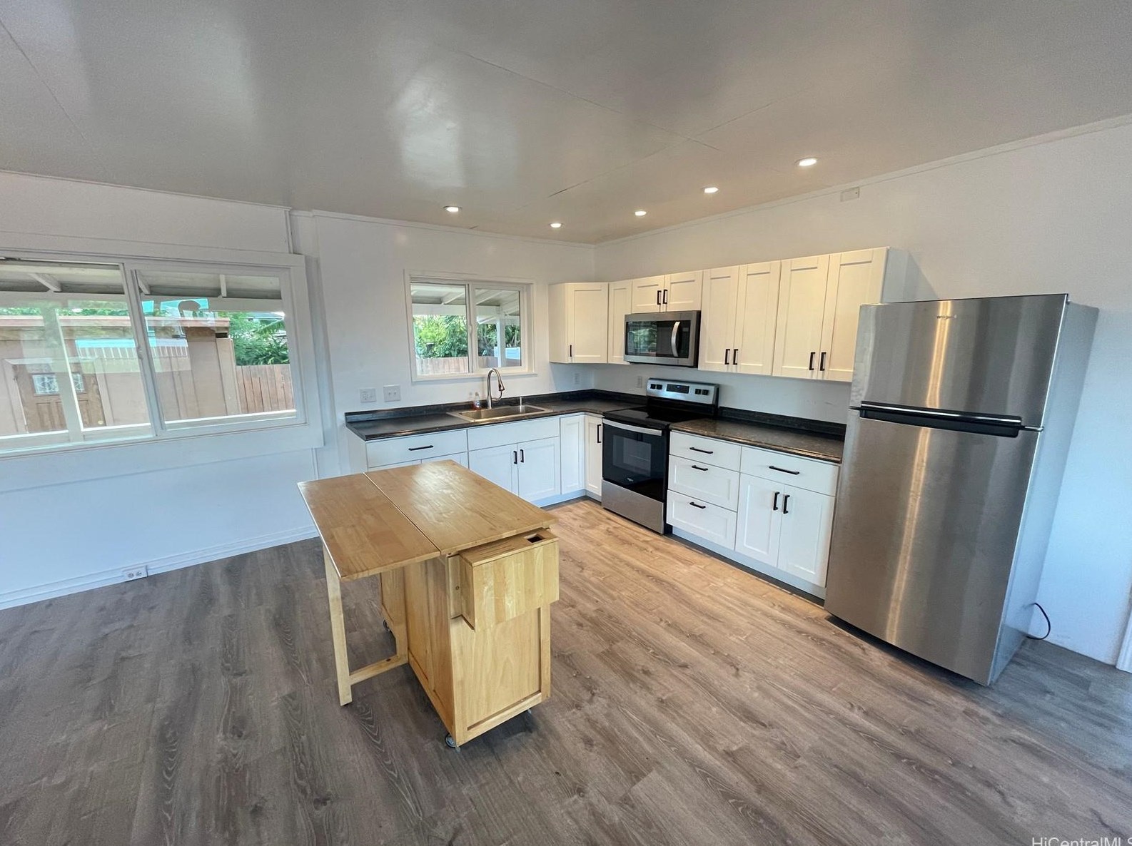 91-40 Peeone Pl, Ewa Beach, HI 96706-2529