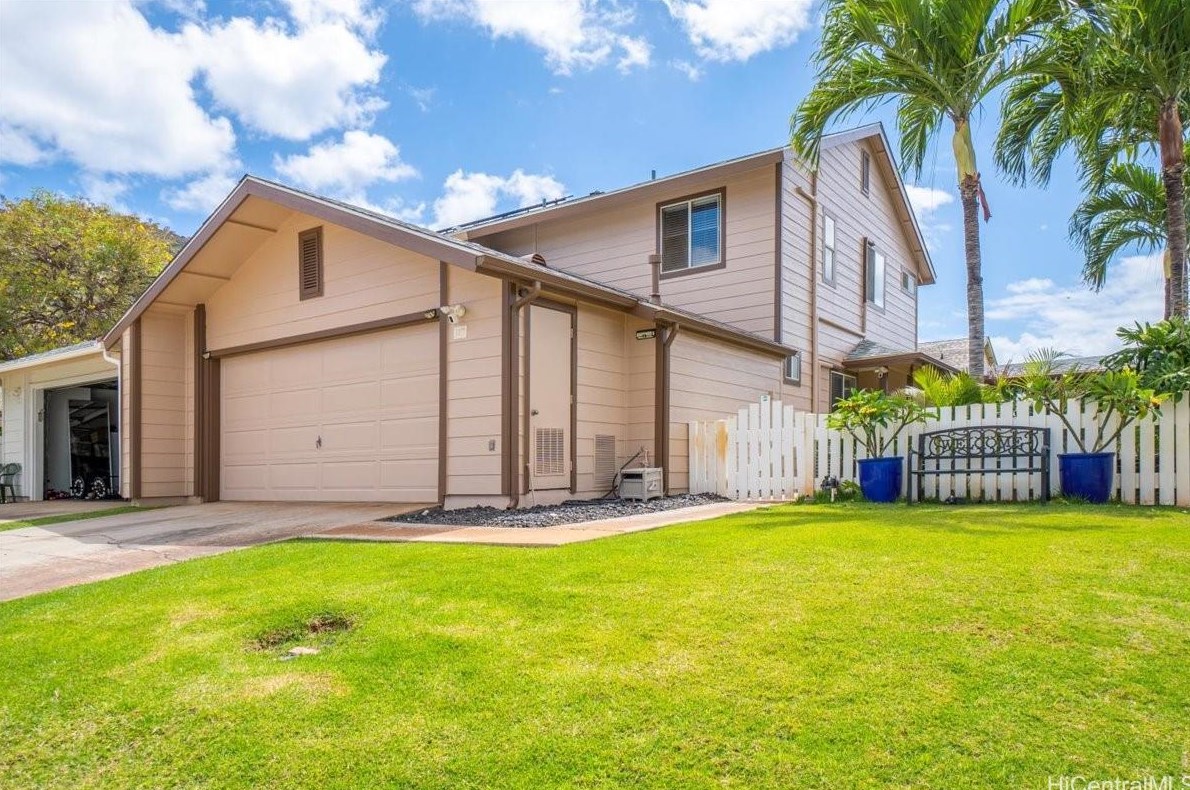 87-117 Kulawae Pl, Nanakuli, HI 96792-3368