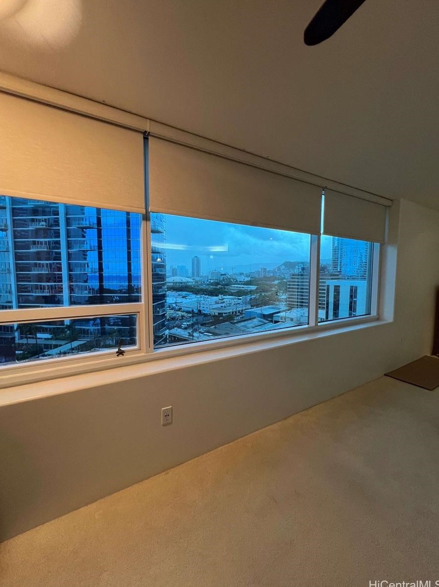 88 Piikoi St, Honolulu HI 96814-4245 exterior