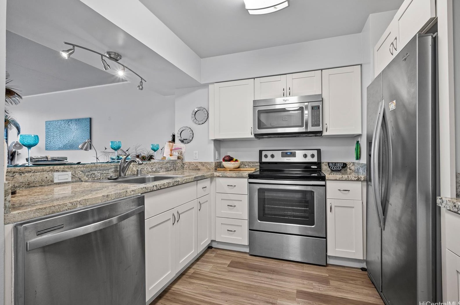 84680 Kili Dr #306, Nanakuli, HI 96792