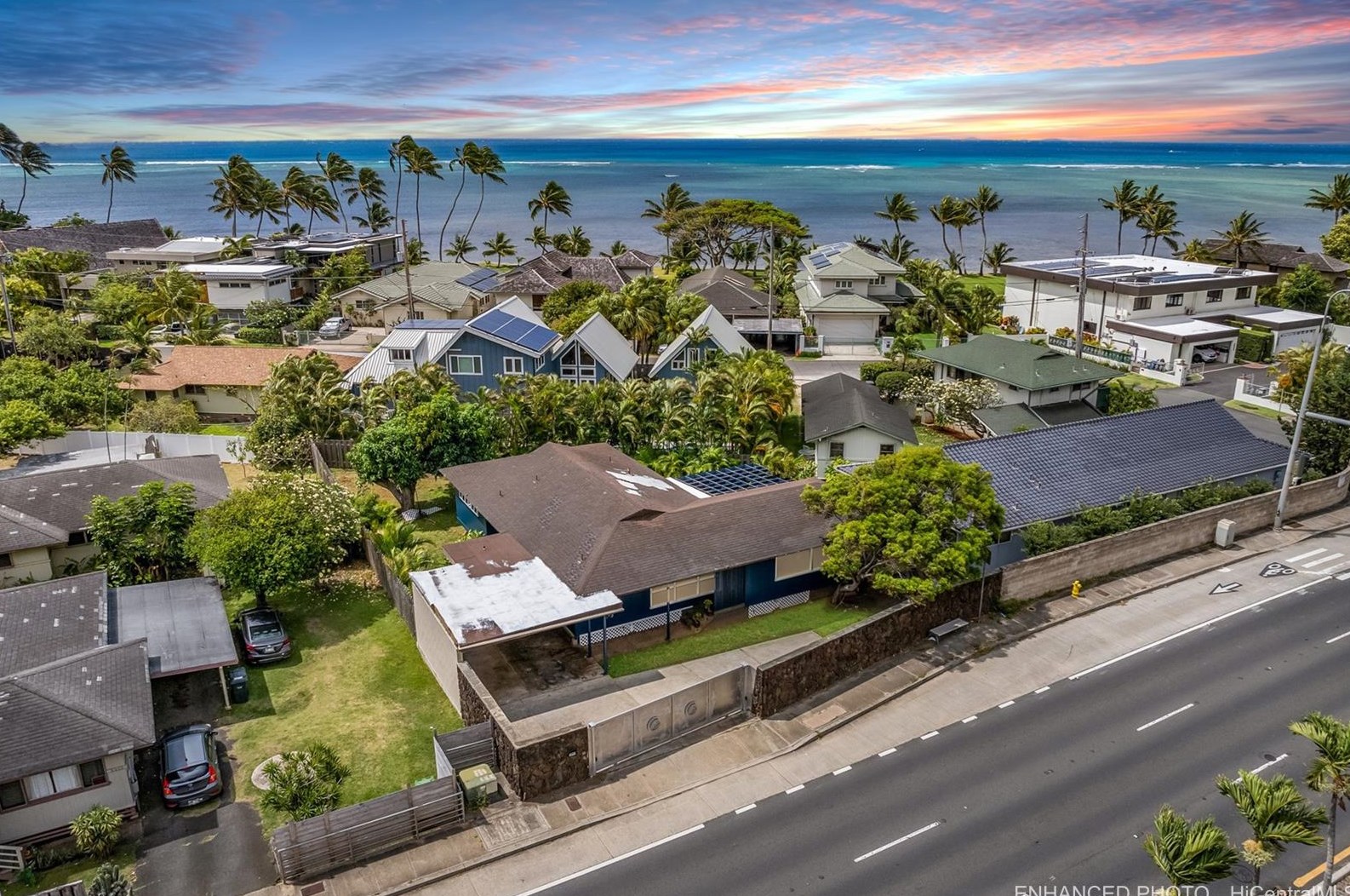 5881 Kalanianaole Hwy, Honolulu HI  96821-2331 exterior