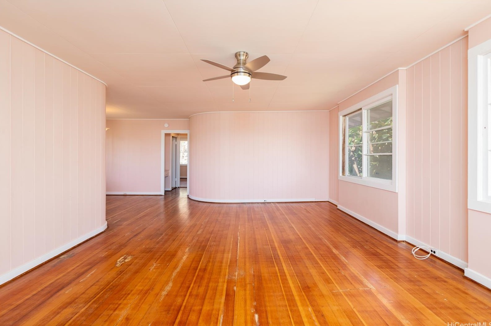 3726 Anuhea St, Honolulu HI  96816-3802 exterior