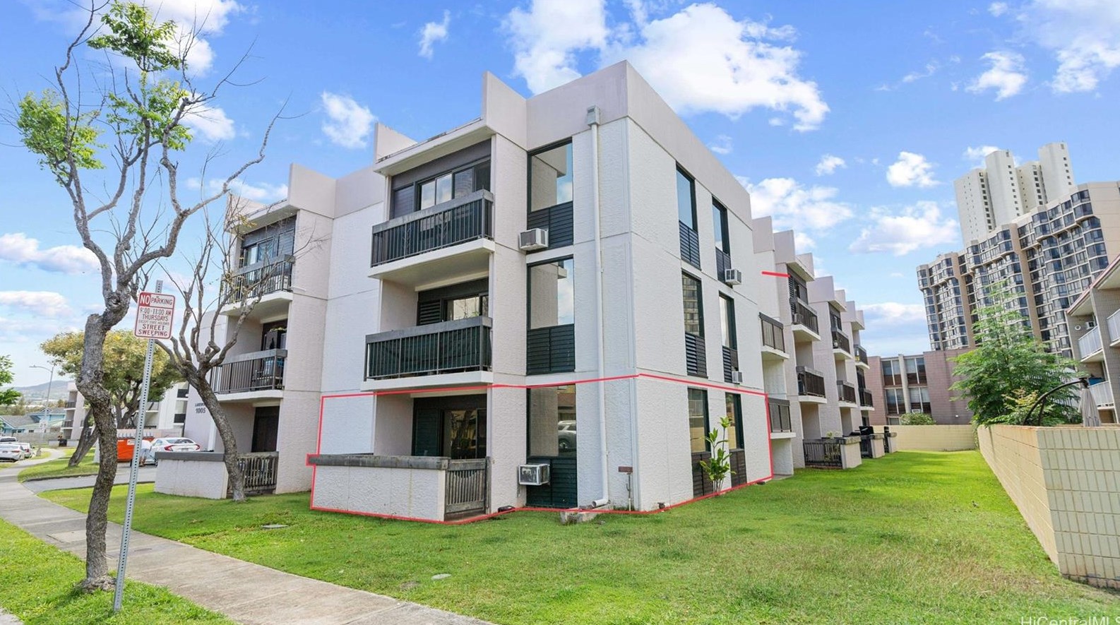 1005 Ala Lilikoi St, Honolulu HI  96818-2312 exterior