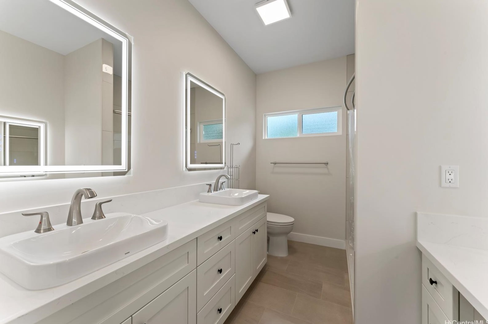 2345 Kipona Pl, Honolulu HI 96816-3412 exterior