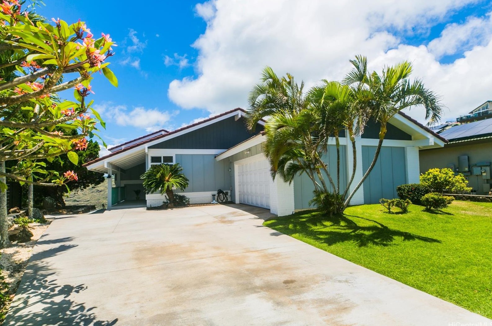 968 Kanakou Pl, Honolulu, HI 96825-1347