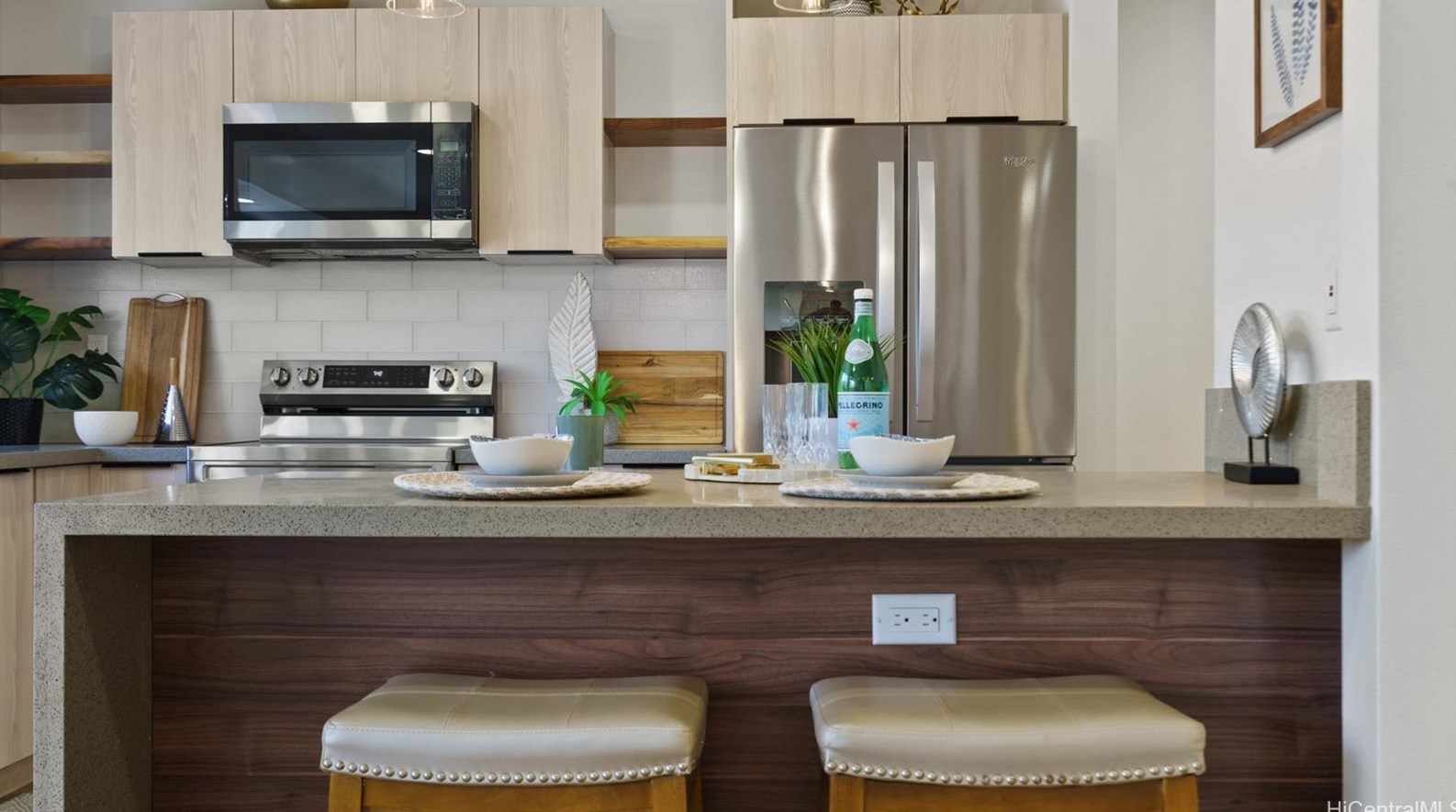 1791 Paailuna Way, Pearl City HI  exterior